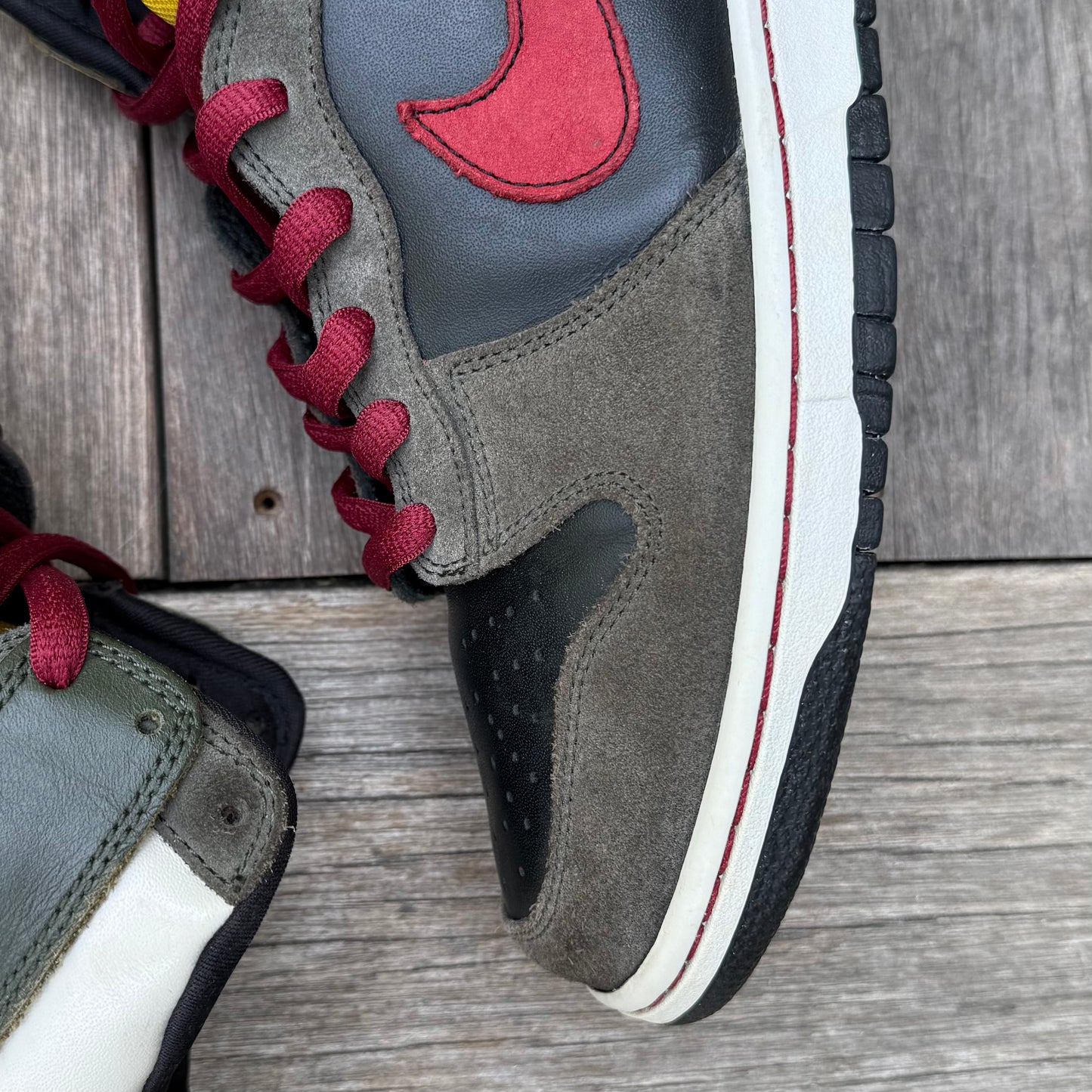 Nike SB Dunk High Boba Fett Size 12