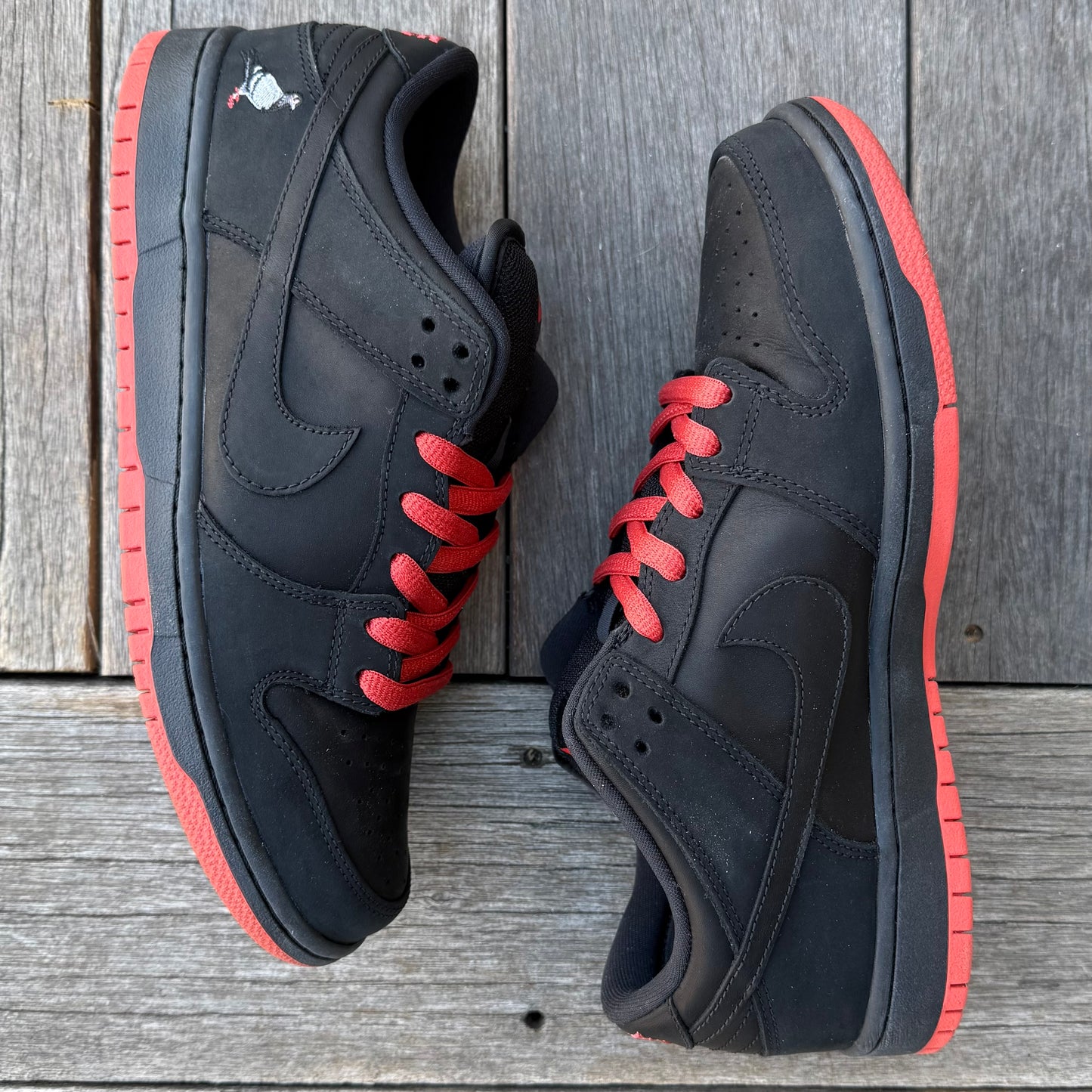 Nike SB Dunk Low Black Pigeon Size 9