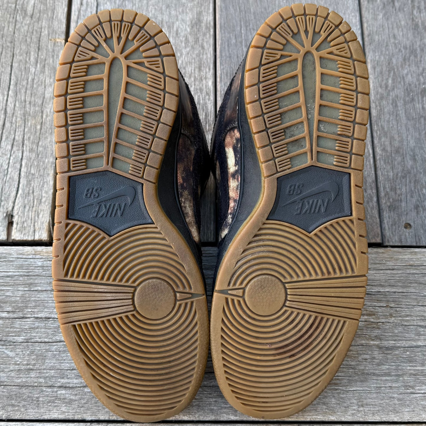 Nike SB Dunk Low Pushead 2 Size 9.5