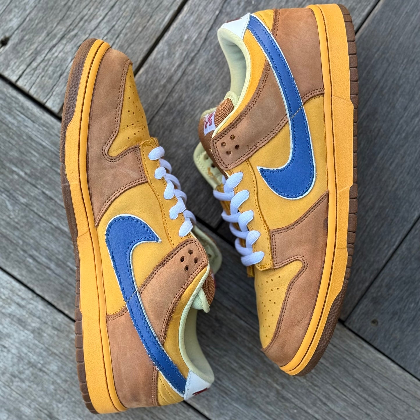 Nike SB Dunk Low Newcastle Brown Ale Size 12