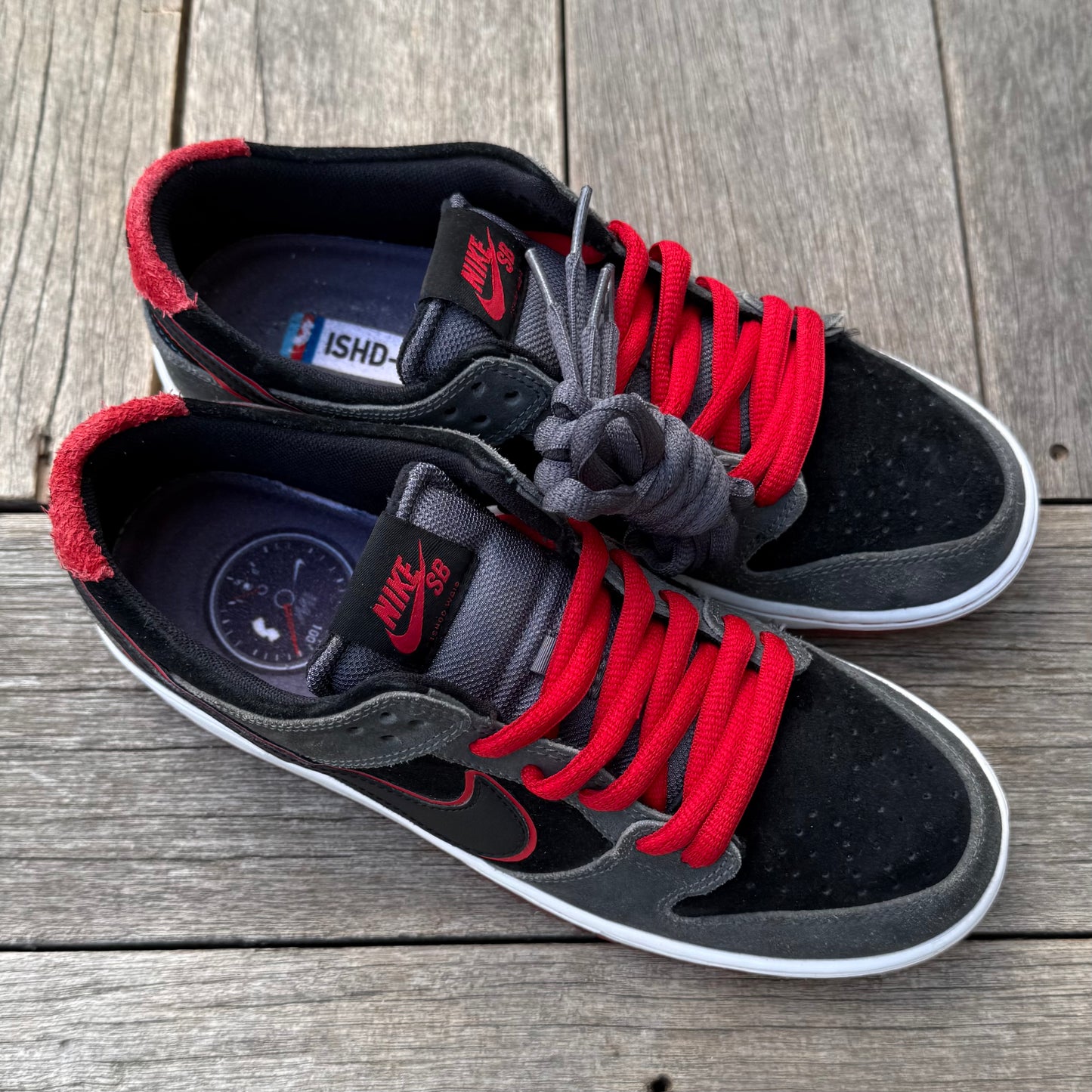 Nike SB Dunk Low Sports Car IW Size 9