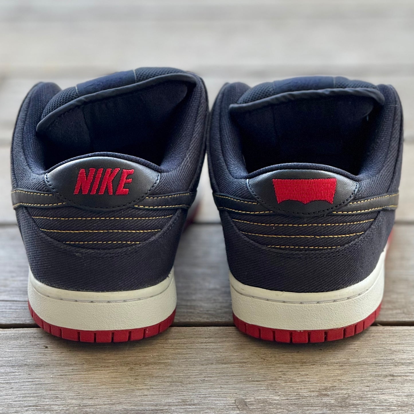 Nike SB Dunk Low Navy Levi’s Size 9.5