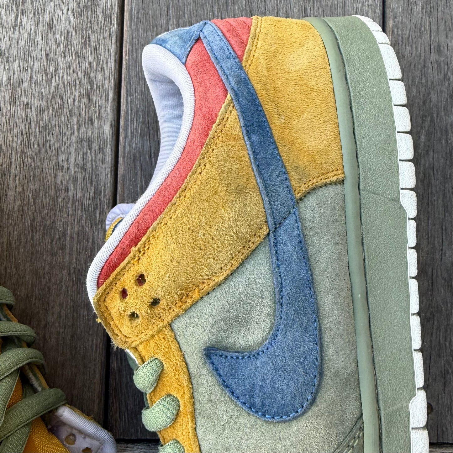 Nike SB Dunk Low Puff N Stuff Size 11