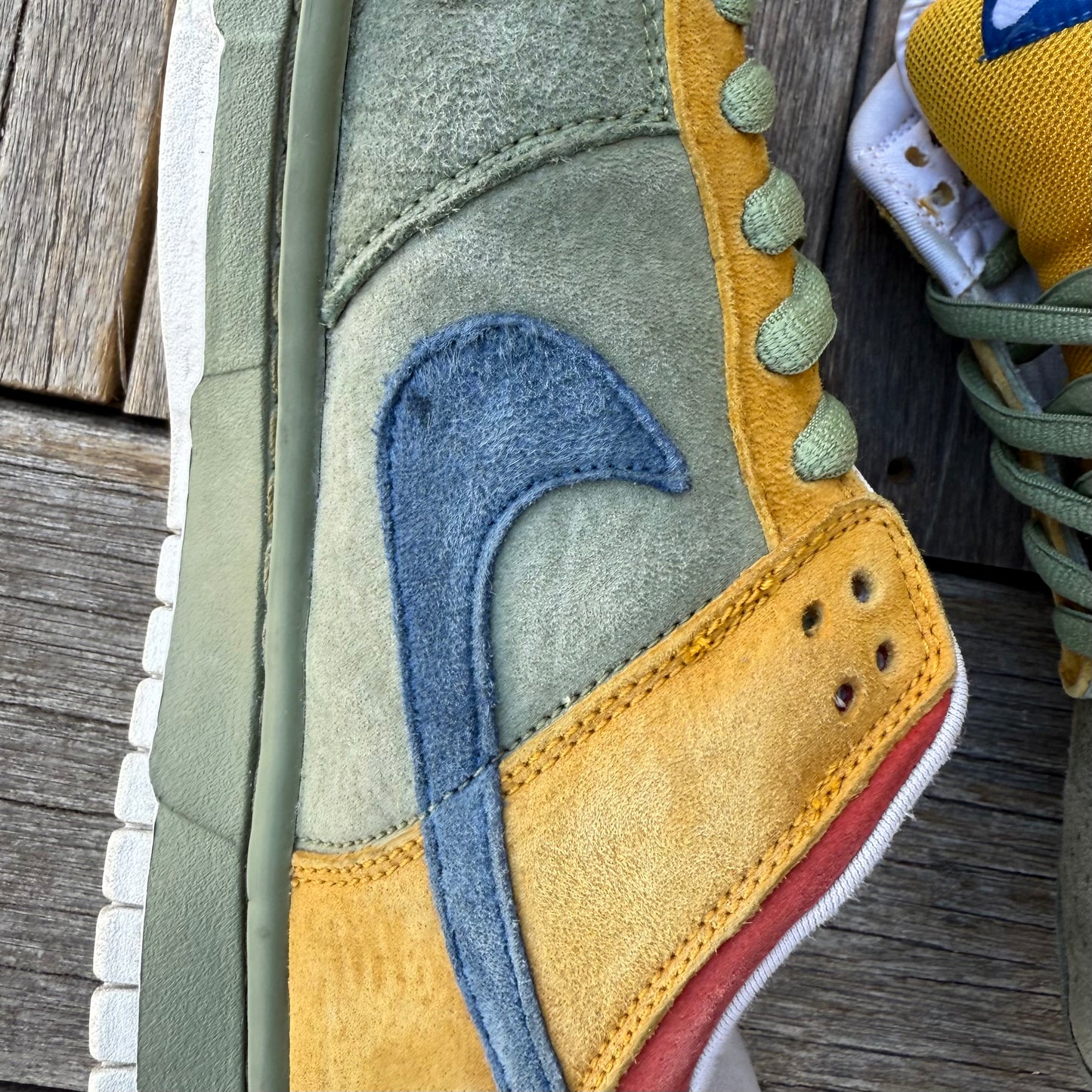 Nike SB Dunk Low Puff N Stuff Size 11