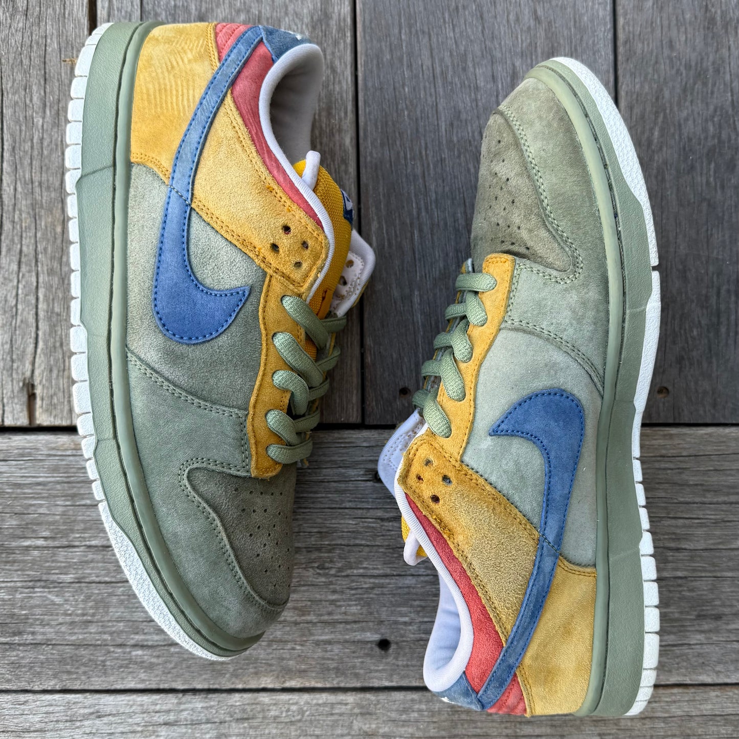 Nike SB Dunk Low Puff N Stuff Size 11