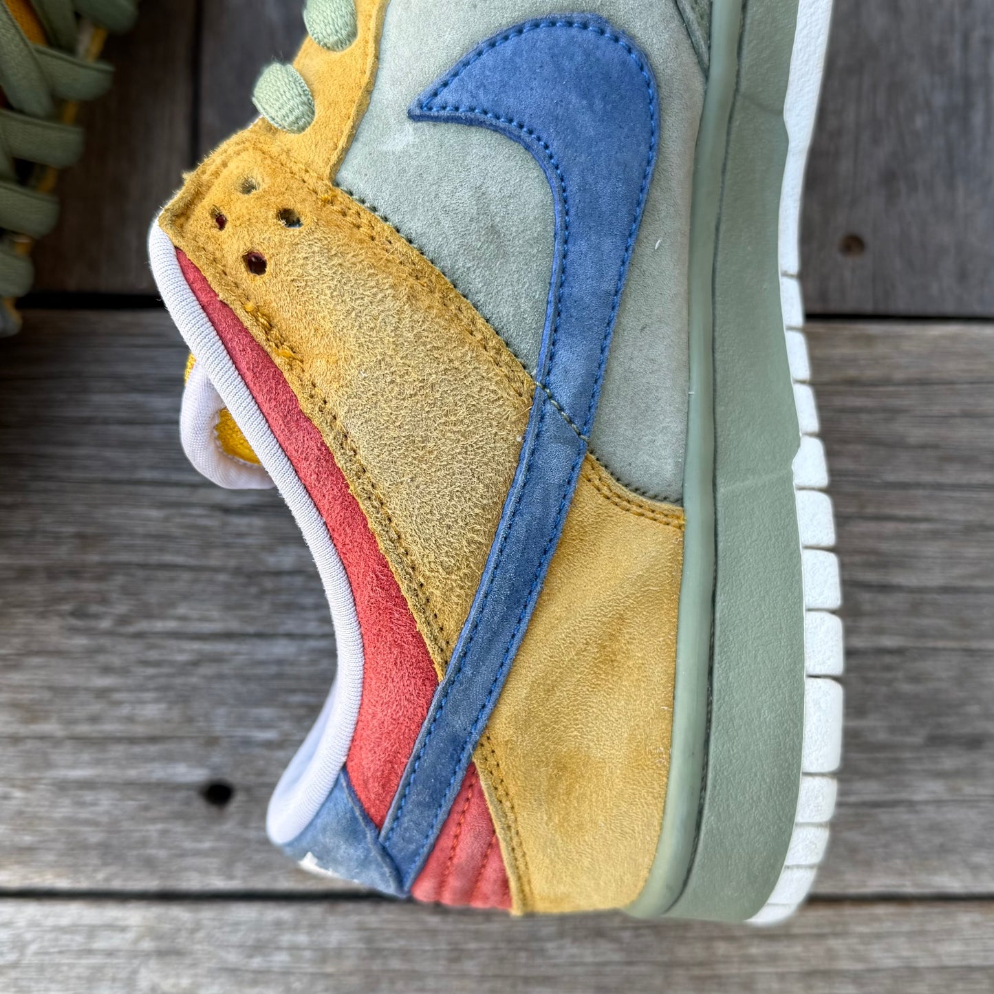 Nike SB Dunk Low Puff N Stuff Size 11