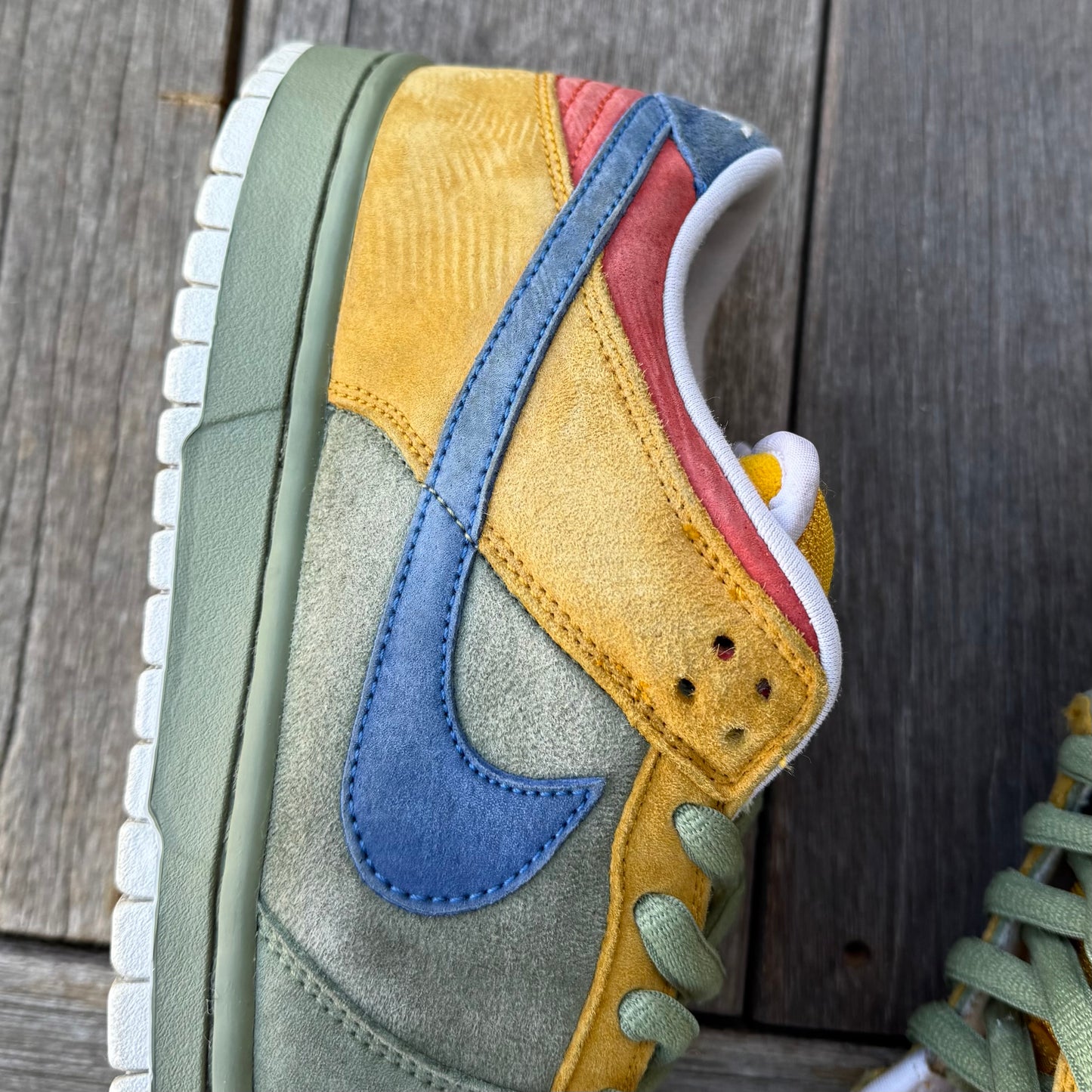 Nike SB Dunk Low Puff N Stuff Size 11