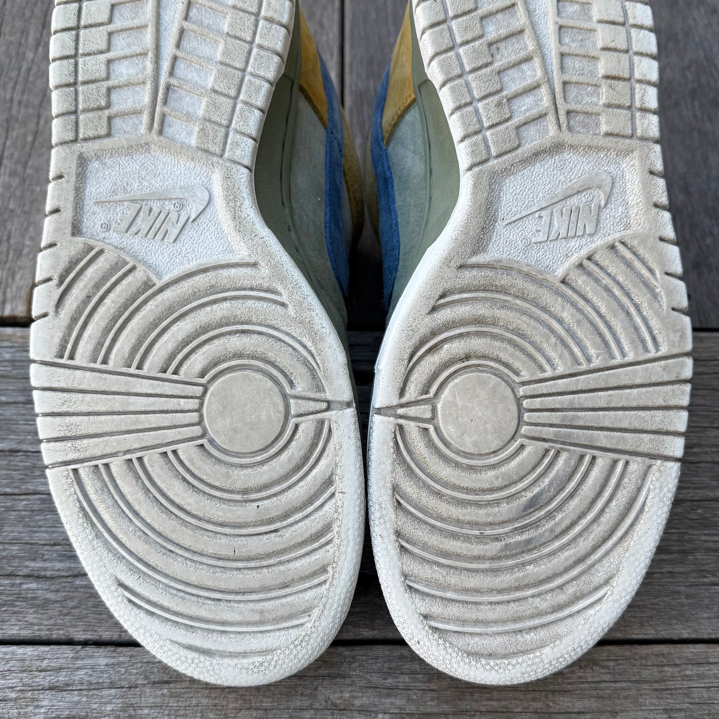 Nike SB Dunk Low Puff N Stuff Size 11