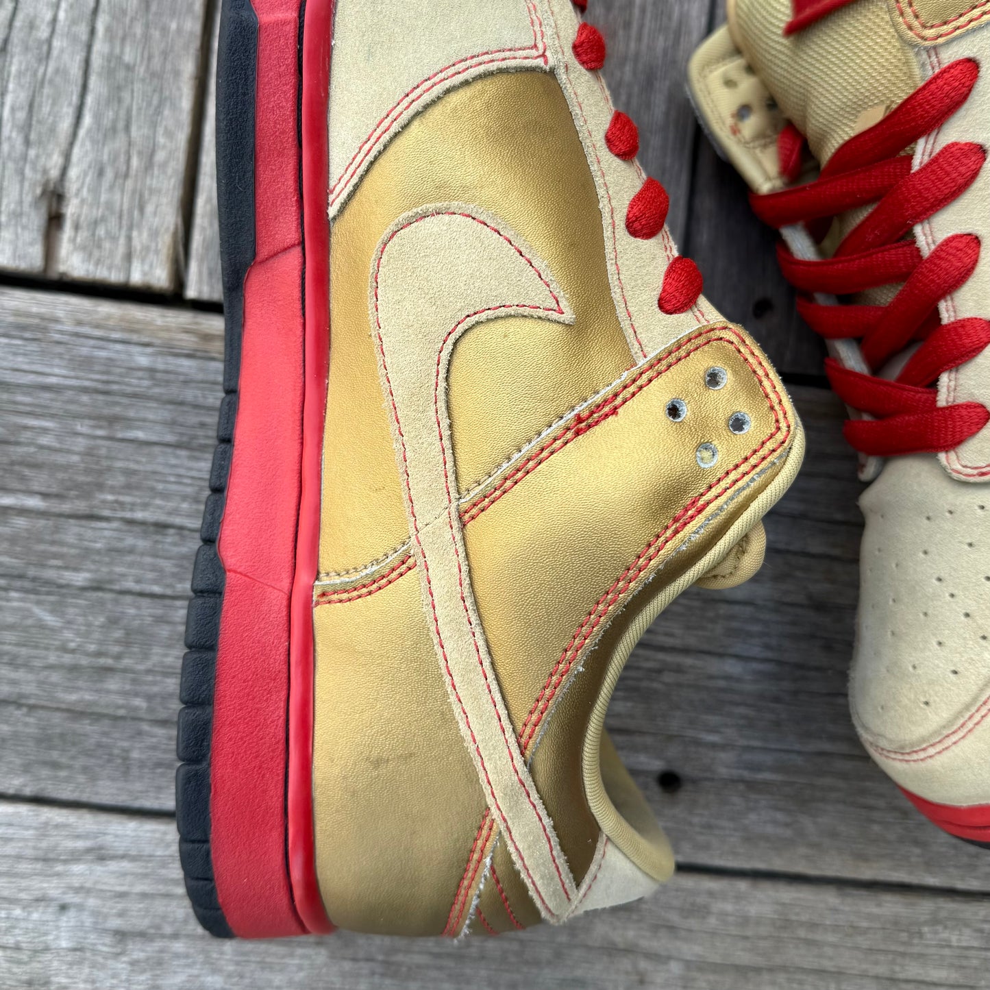 Nike SB Dunk Low Moneycat Size 11.5