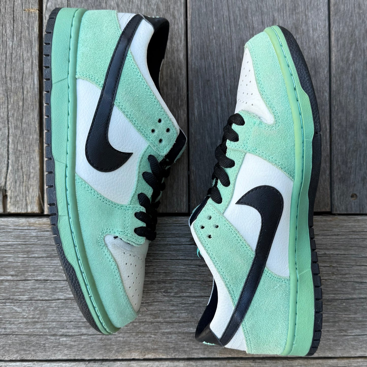 Nike SB Dunk Low Sea Crystal Size 8.5