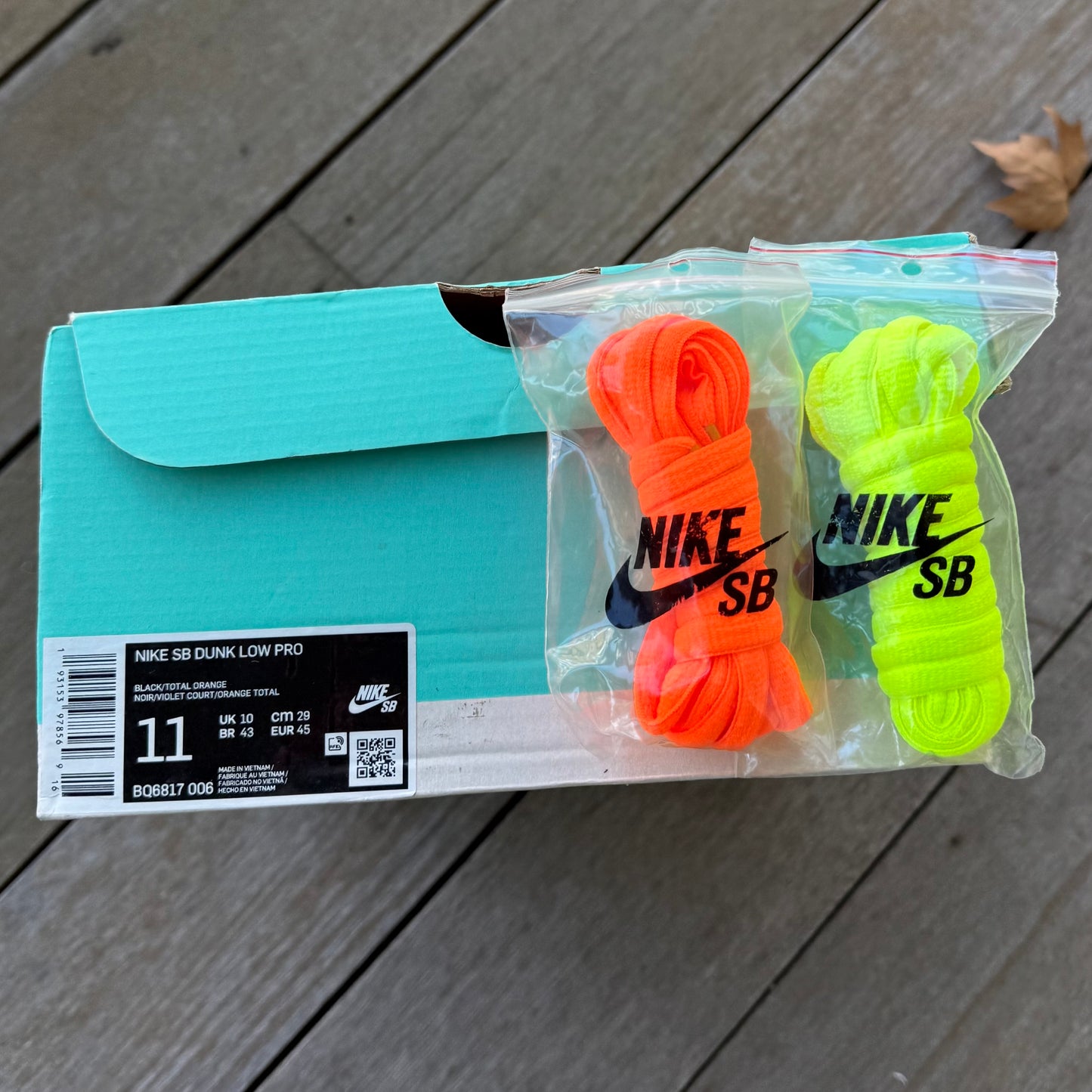 Nike SB Dunk Low Night of Mischief Size 11