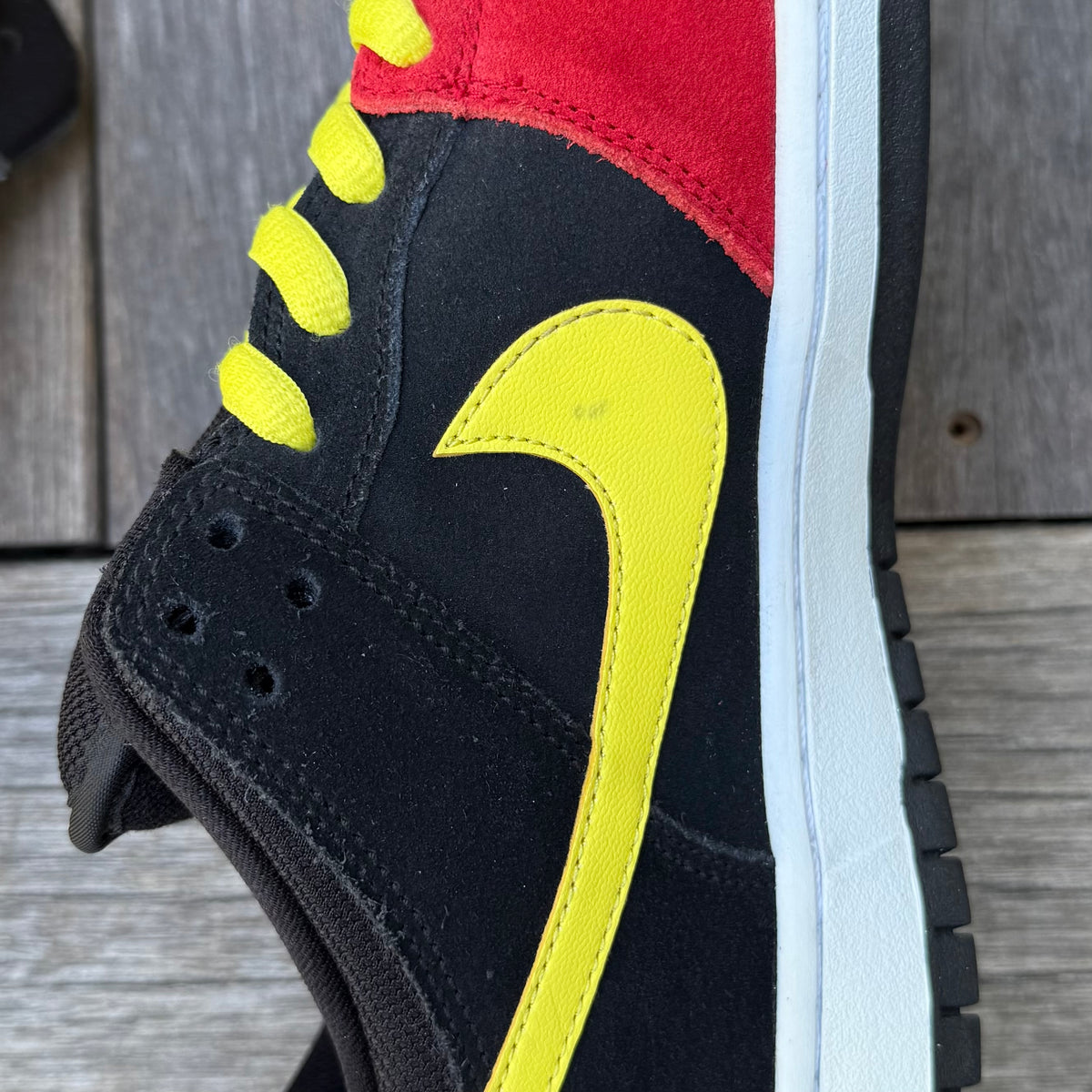 Nike SB Dunk Low Butthead Size 9.5