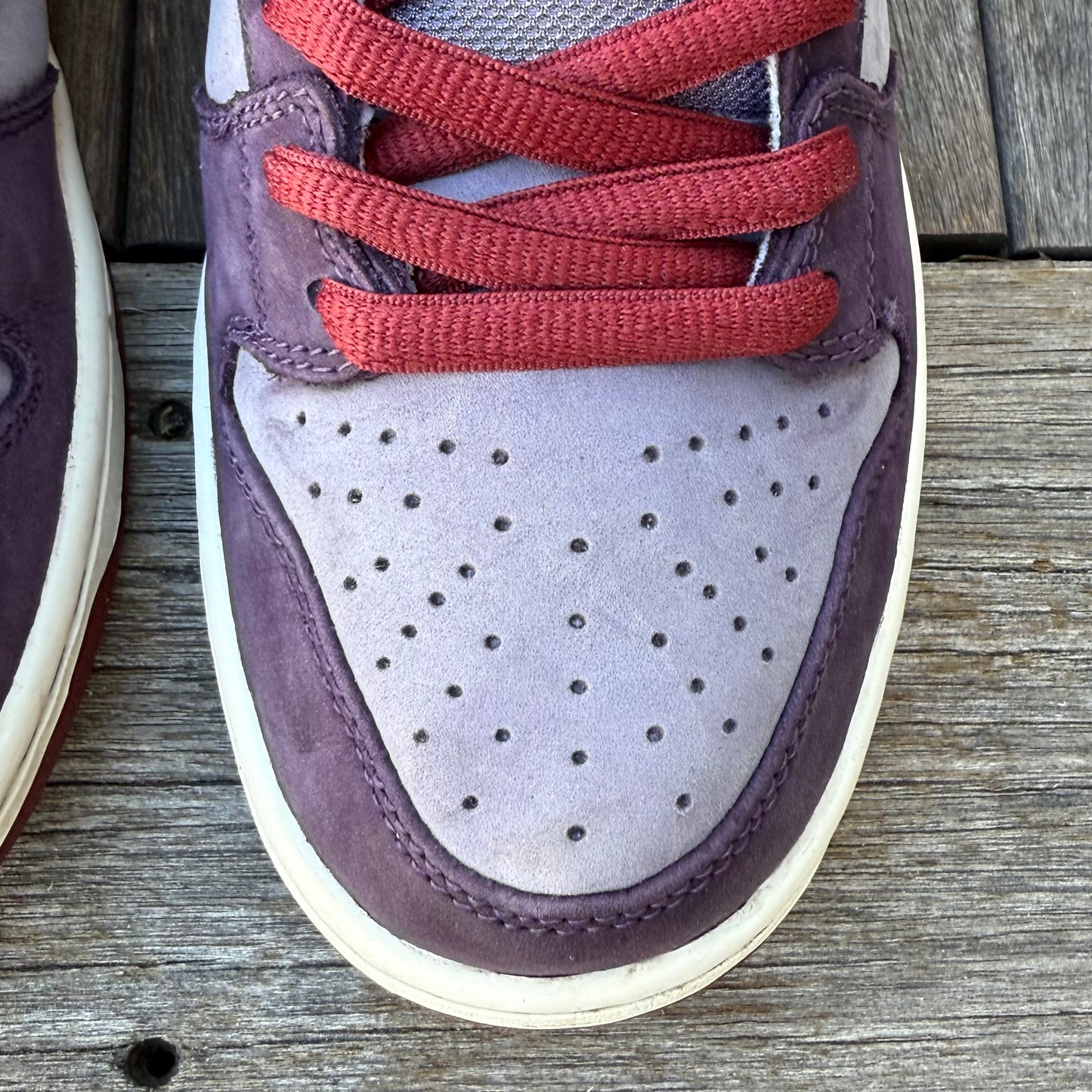 Nike SB Dunk High Plum Size 8