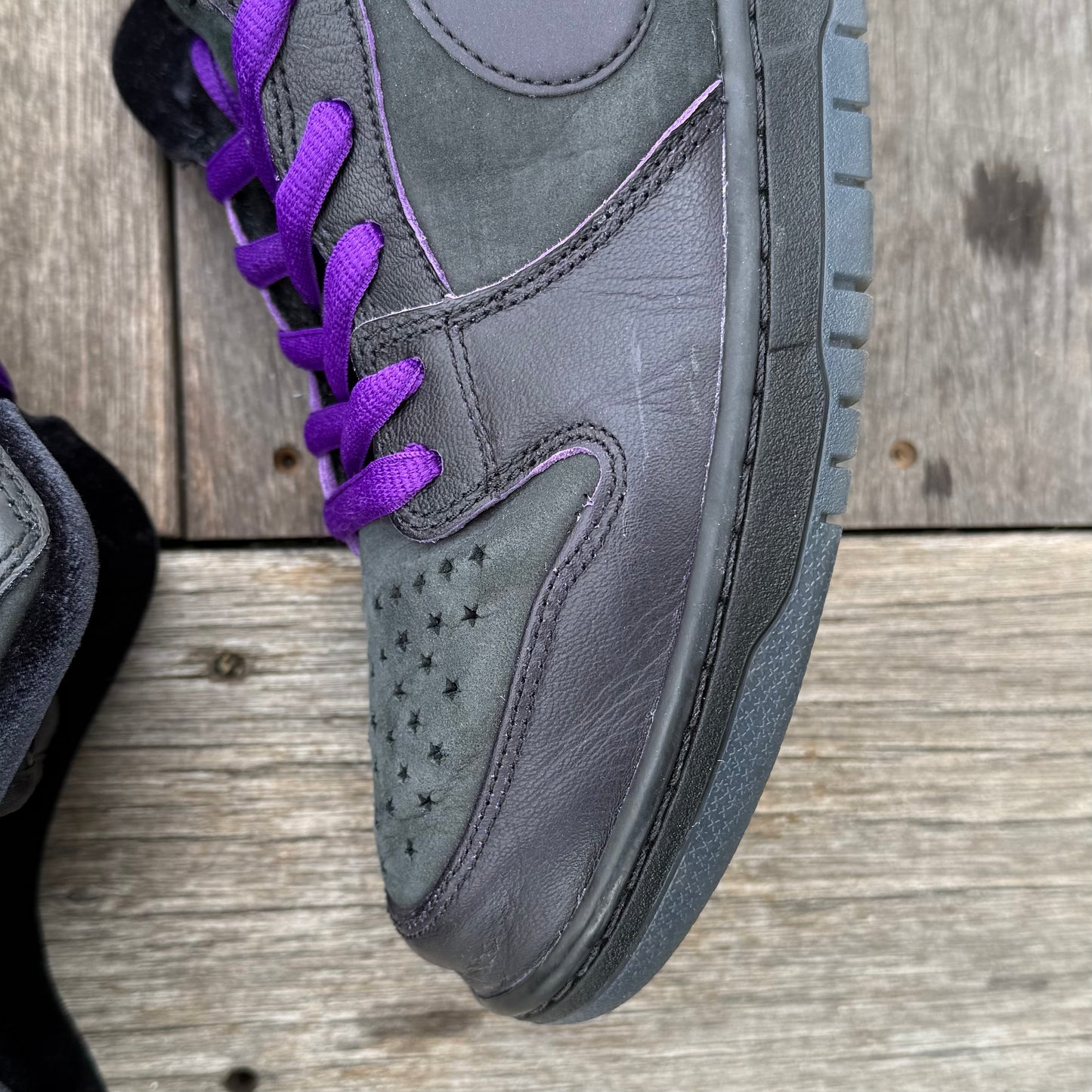 Nike SB Dunk Low Familia First Ave Size 13