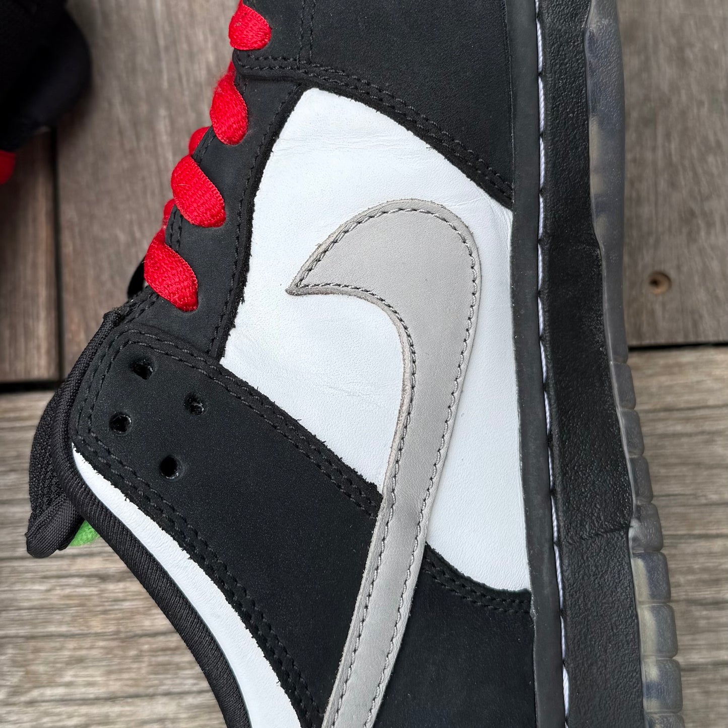 Nike SB Dunk Low Panda Pigeon Size 9