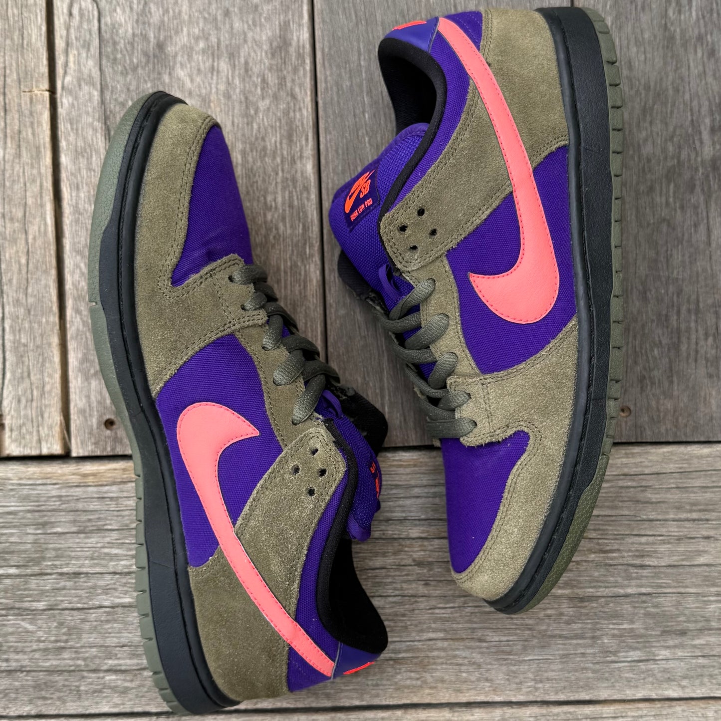 Nike SB Dunk Low Medium Olive Atomic Size 10