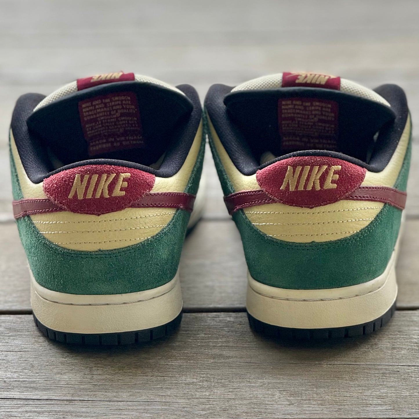 Nike SB Dunk Low Jameson Vegas Gold Size 10