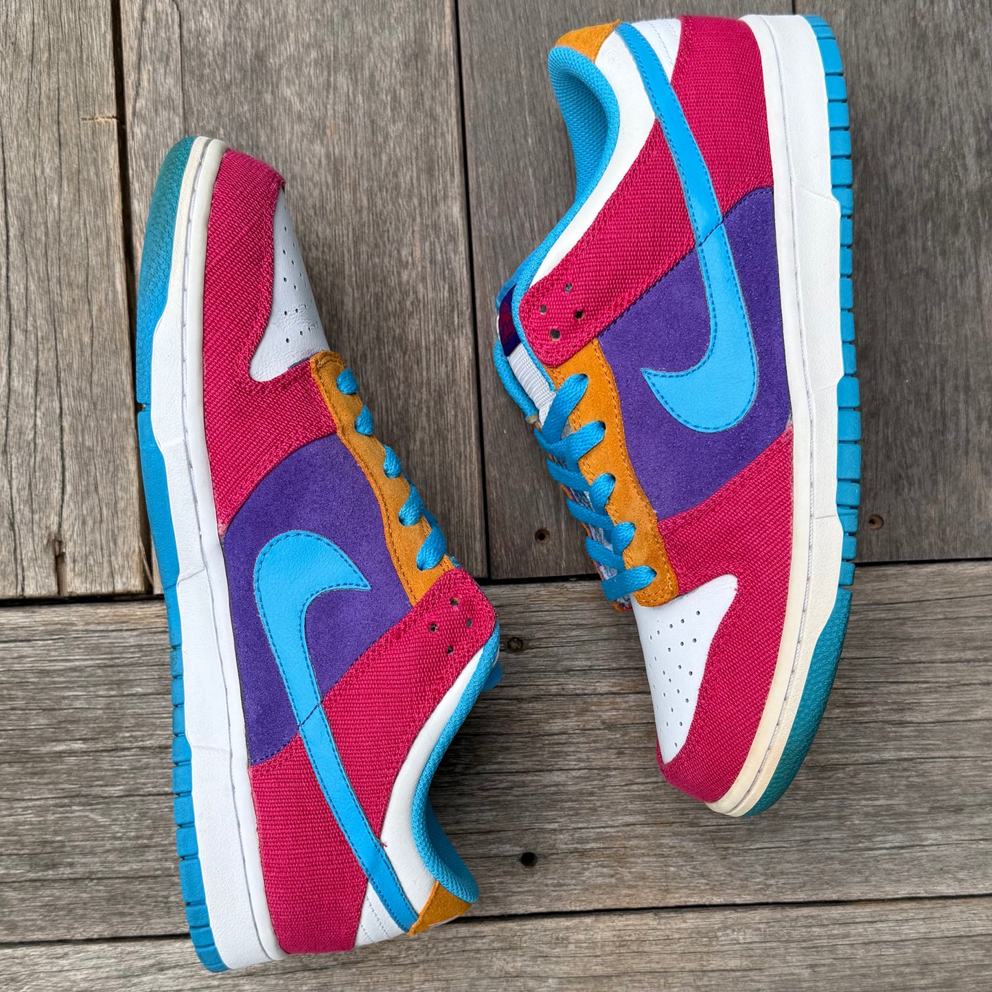 Nike Dunk Low 6.0 Brilliant Magenta Vivid Blue Size 10.5 (WMNS Size 12)