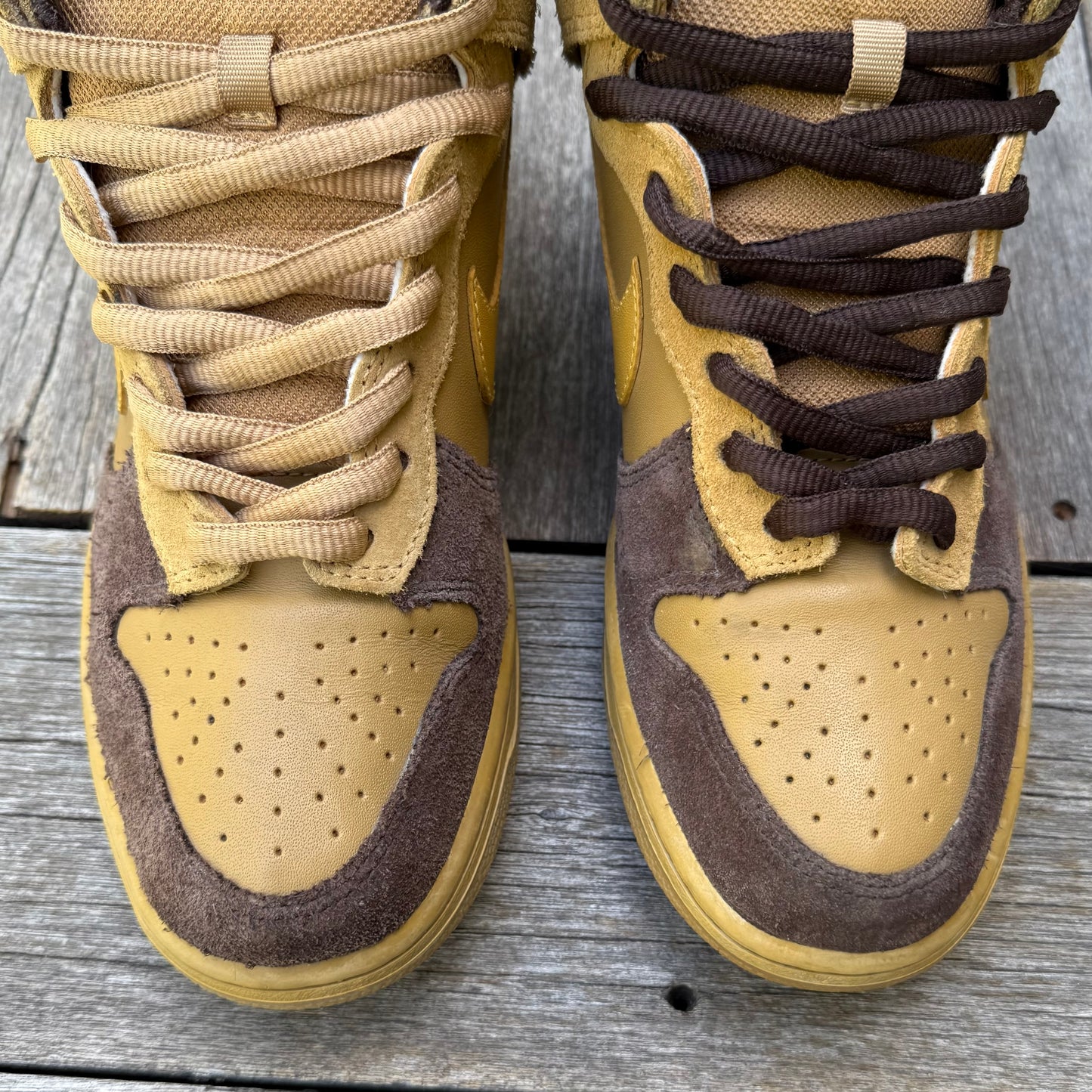 Nike SB Dunk High EMB Wheat Chutney Size 10
