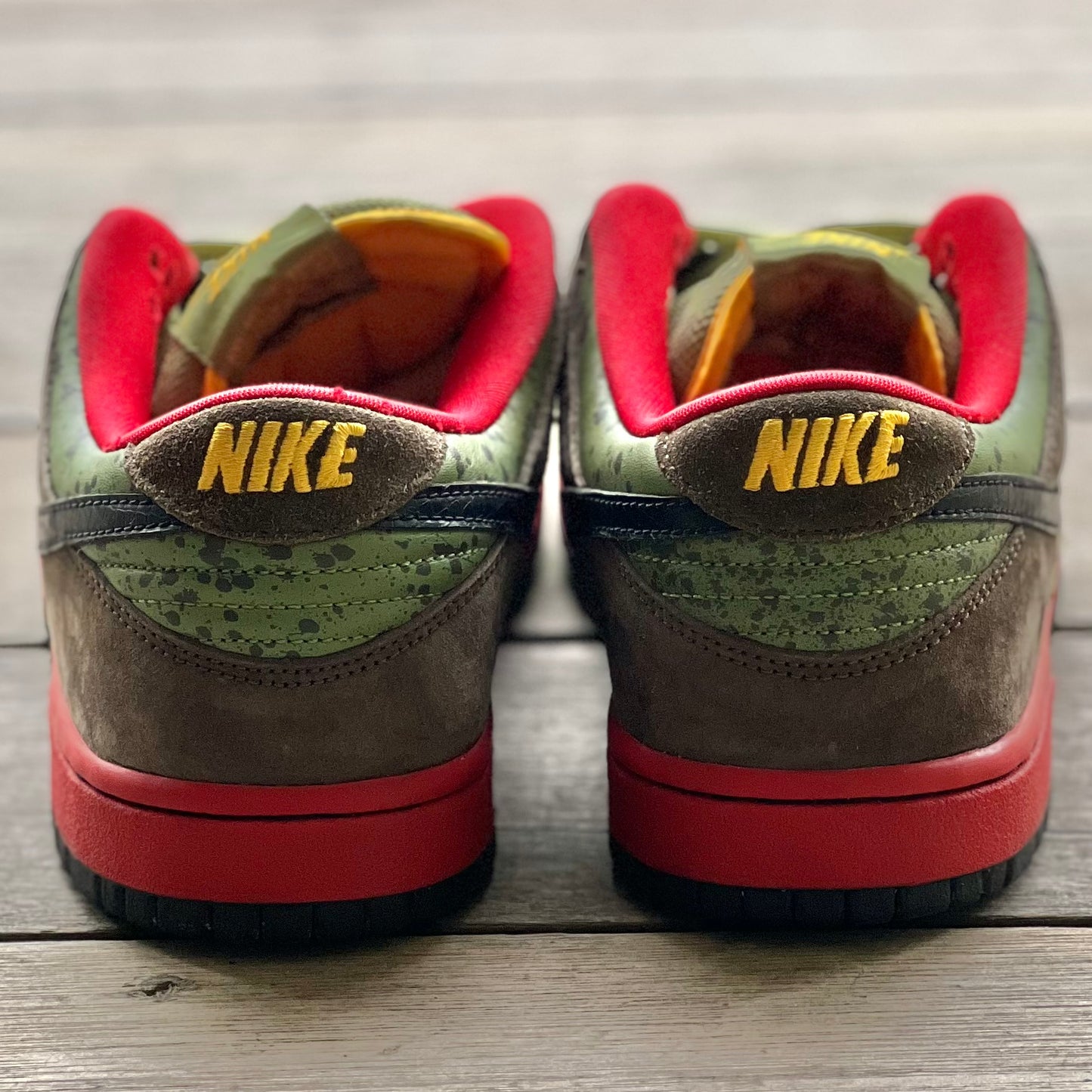 Nike SB Dunk Low Asparagus Size 8