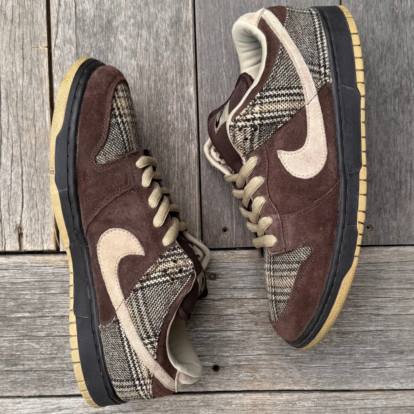Nike SB Dunk Low Tweed Size 10.5