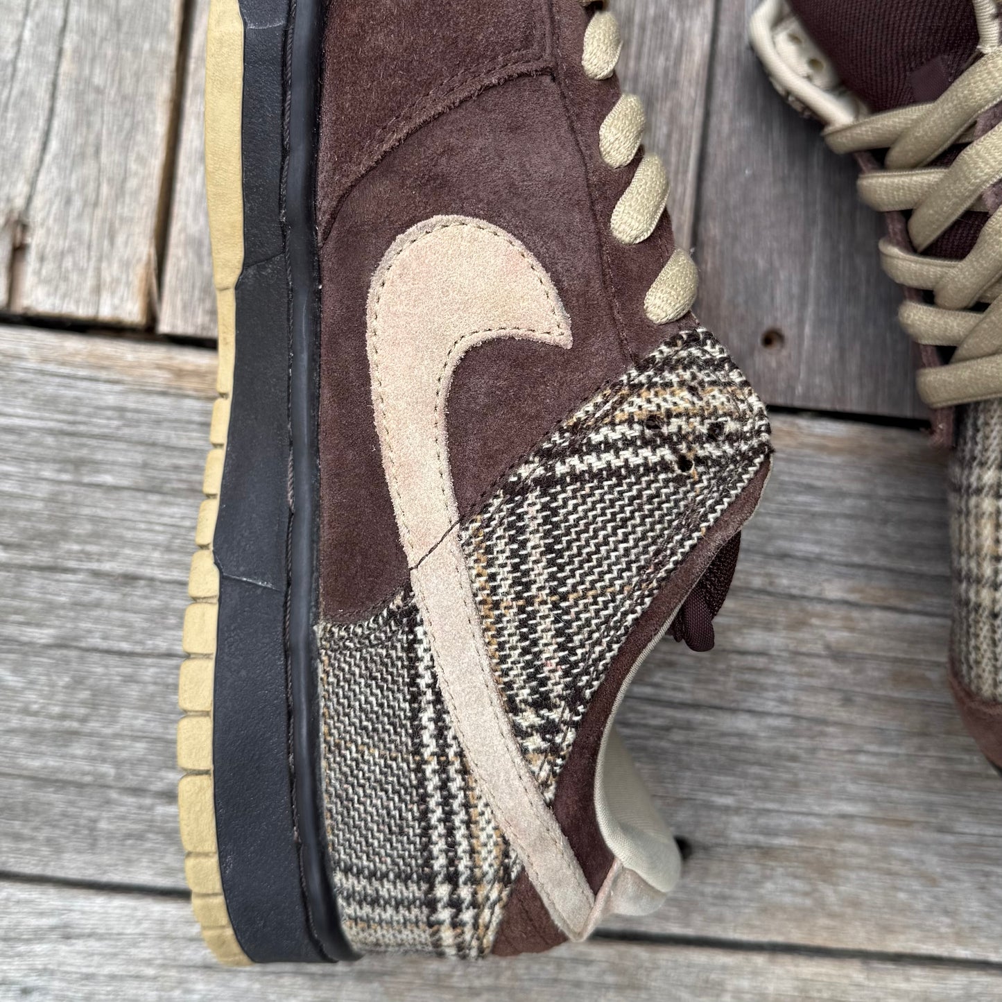 Nike SB Dunk Low Tweed Size 10.5