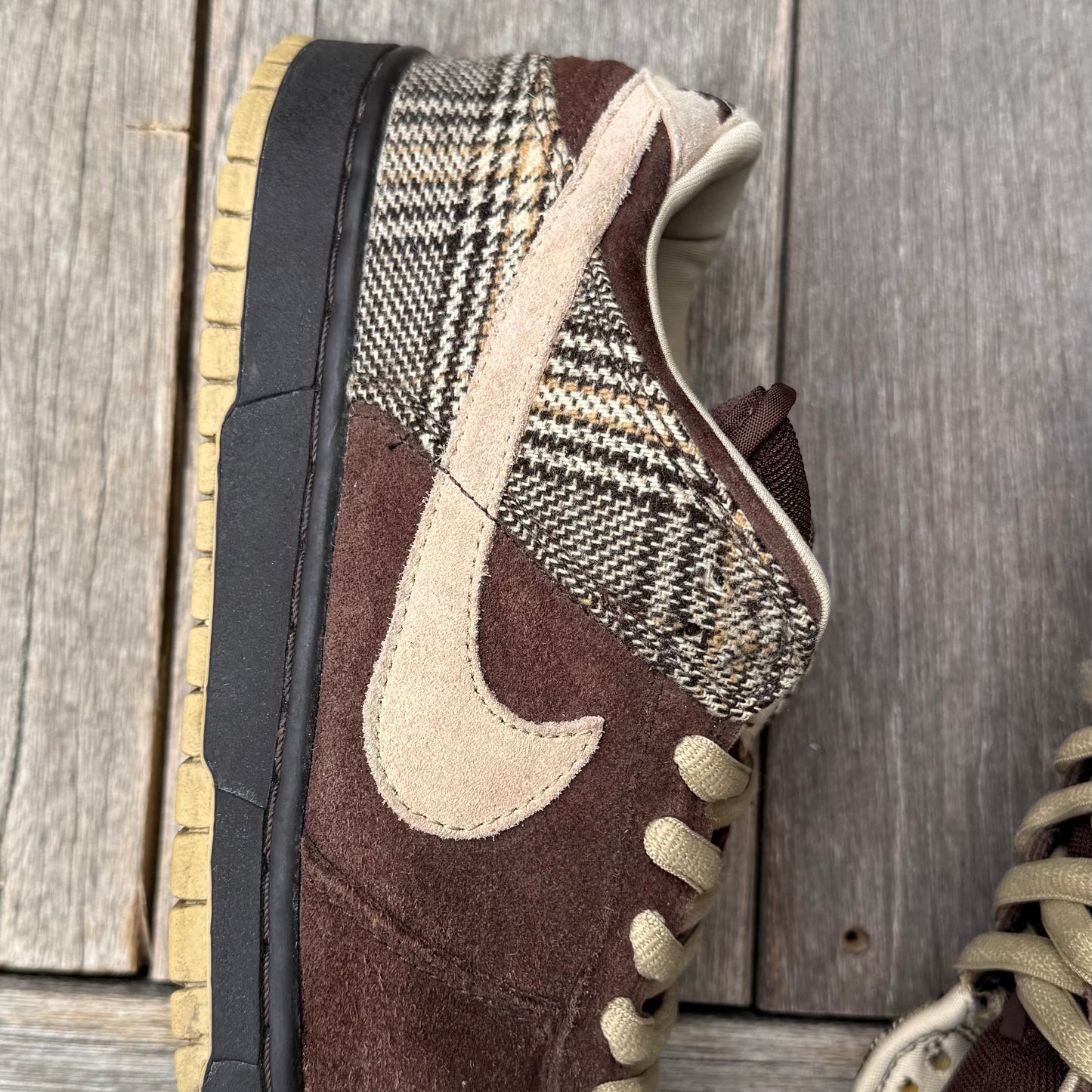 Nike SB Dunk Low Tweed Size 10.5