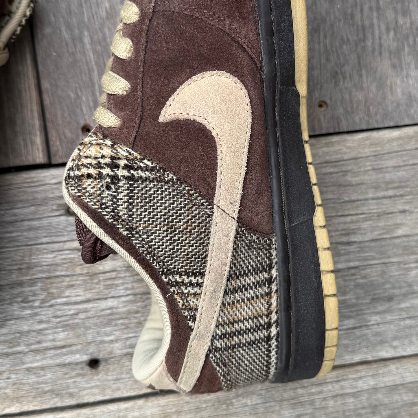 Nike SB Dunk Low Tweed Size 10.5