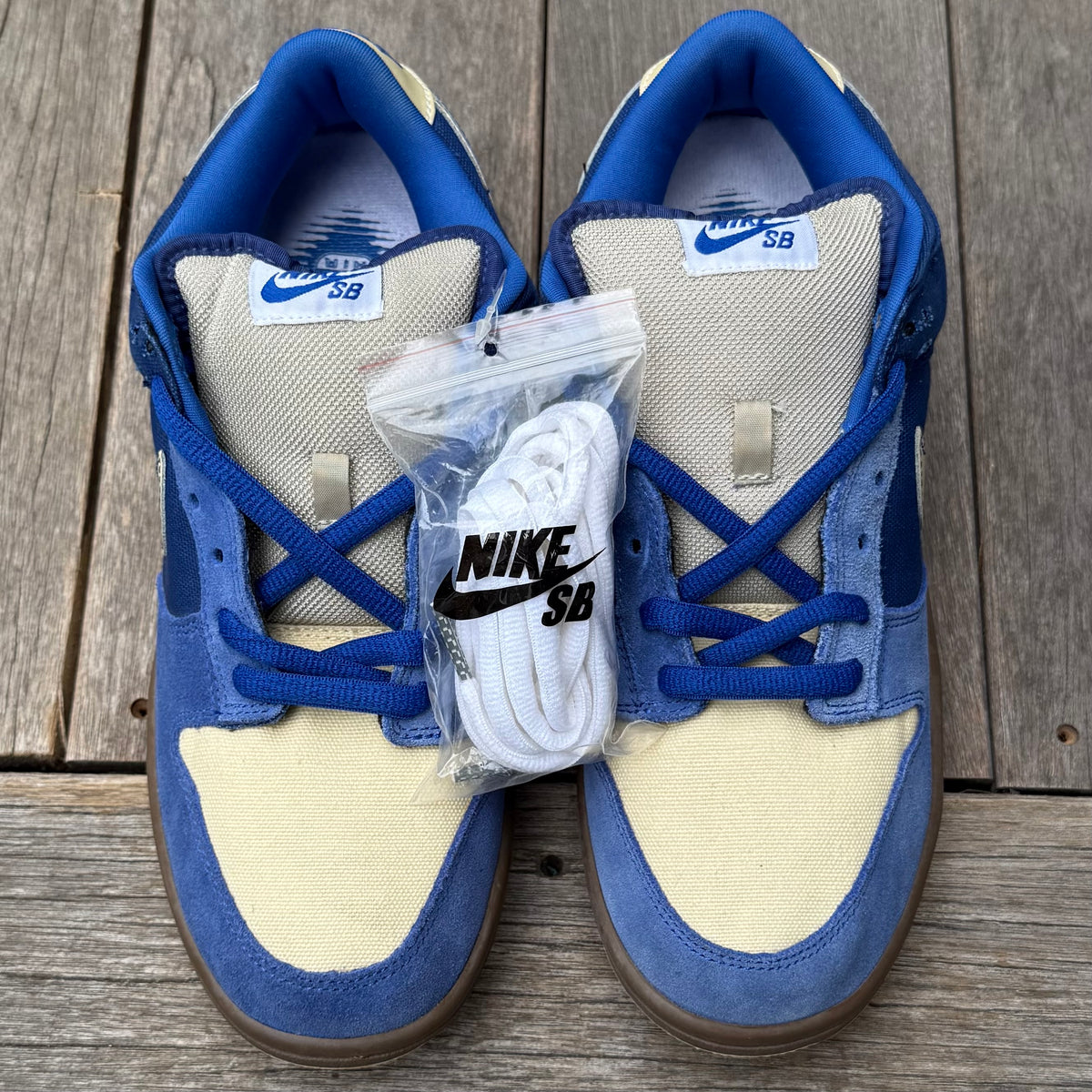Nike SB Dunk Low Gold Rail Melbourne Size 10