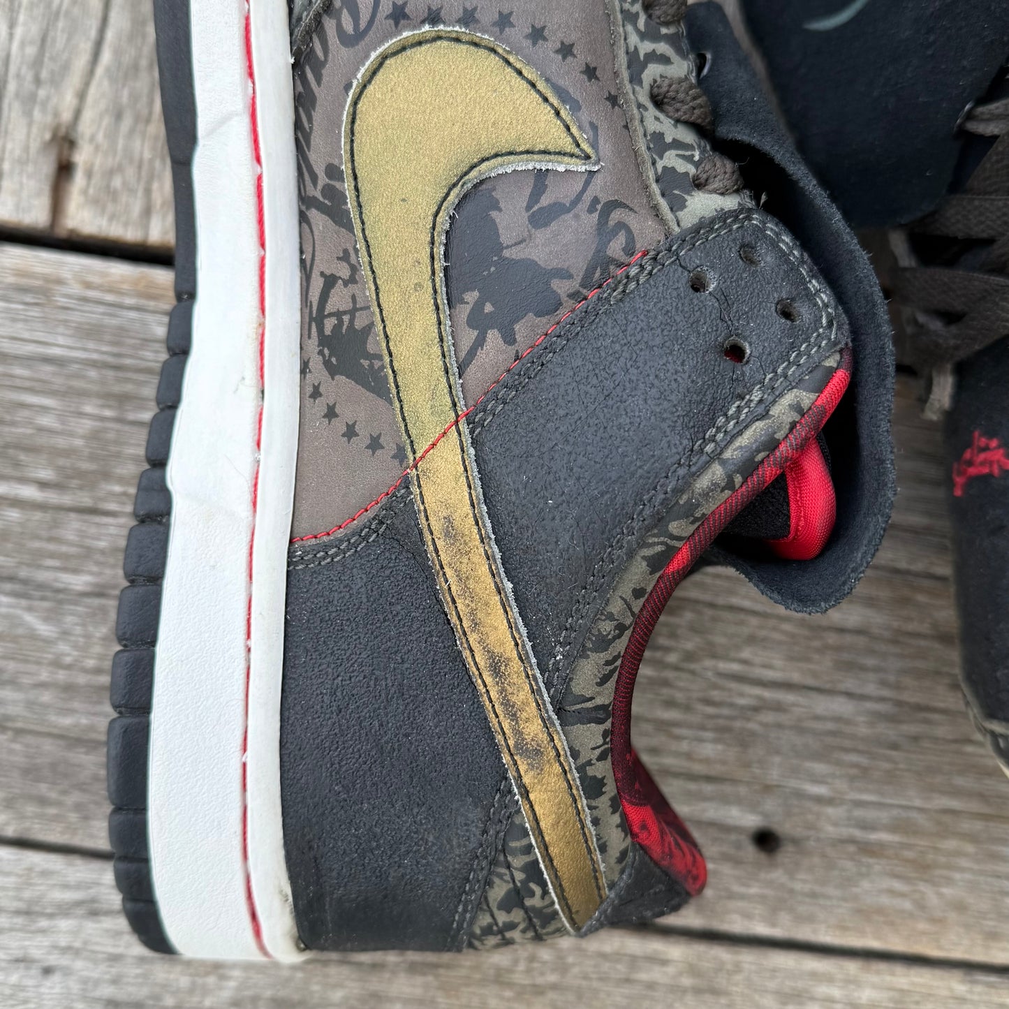 Nike SB Dunk Low SBTG Size 11
