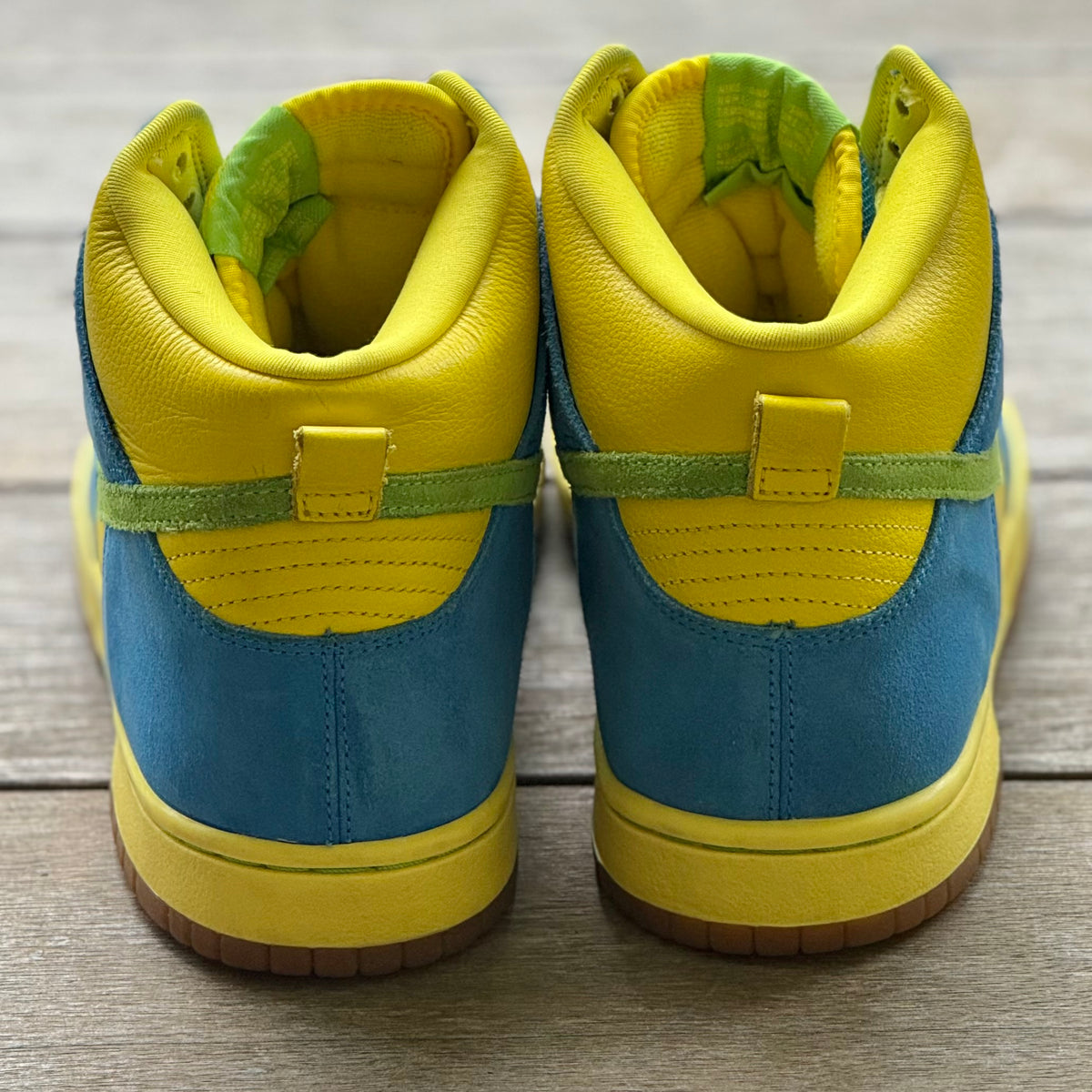 Nike SB Dunk High Marge Simpson Size 9.5