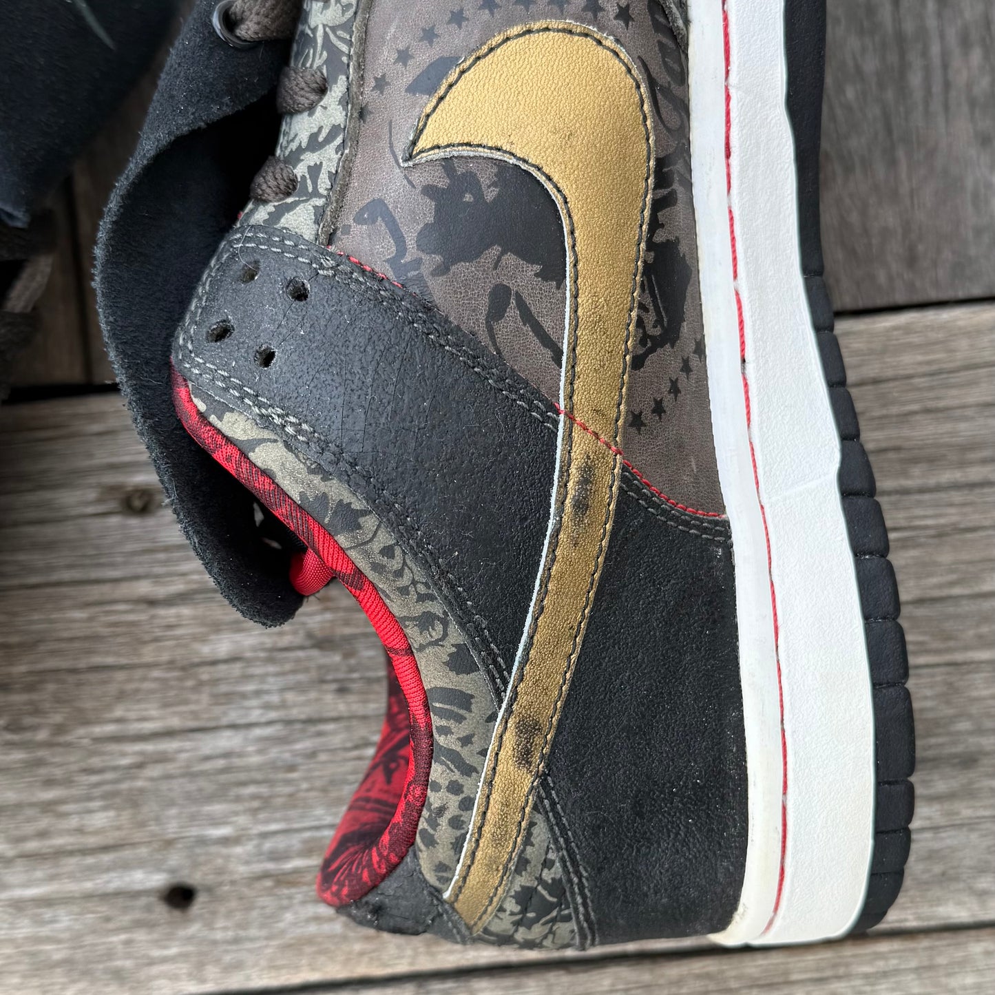 Nike SB Dunk Low SBTG Size 11