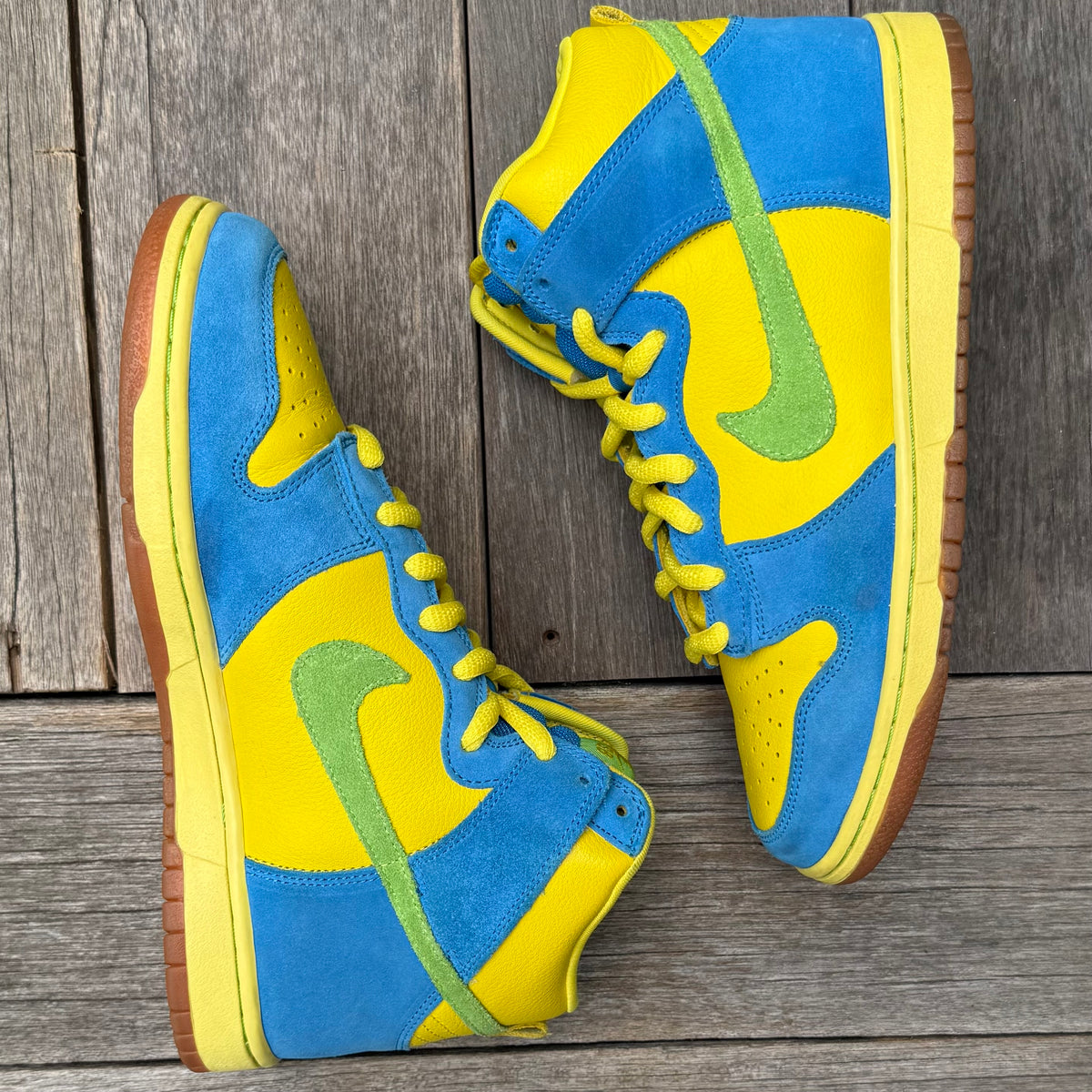 Nike SB Dunk High Marge Simpson Size 9.5