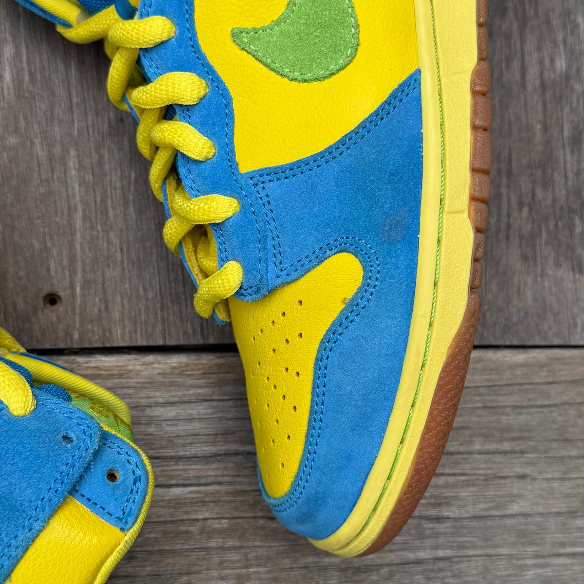 Nike SB Dunk High Marge Simpson Size 9.5