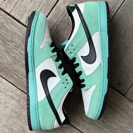 Nike SB Dunk Low Sea Crystal Size 10