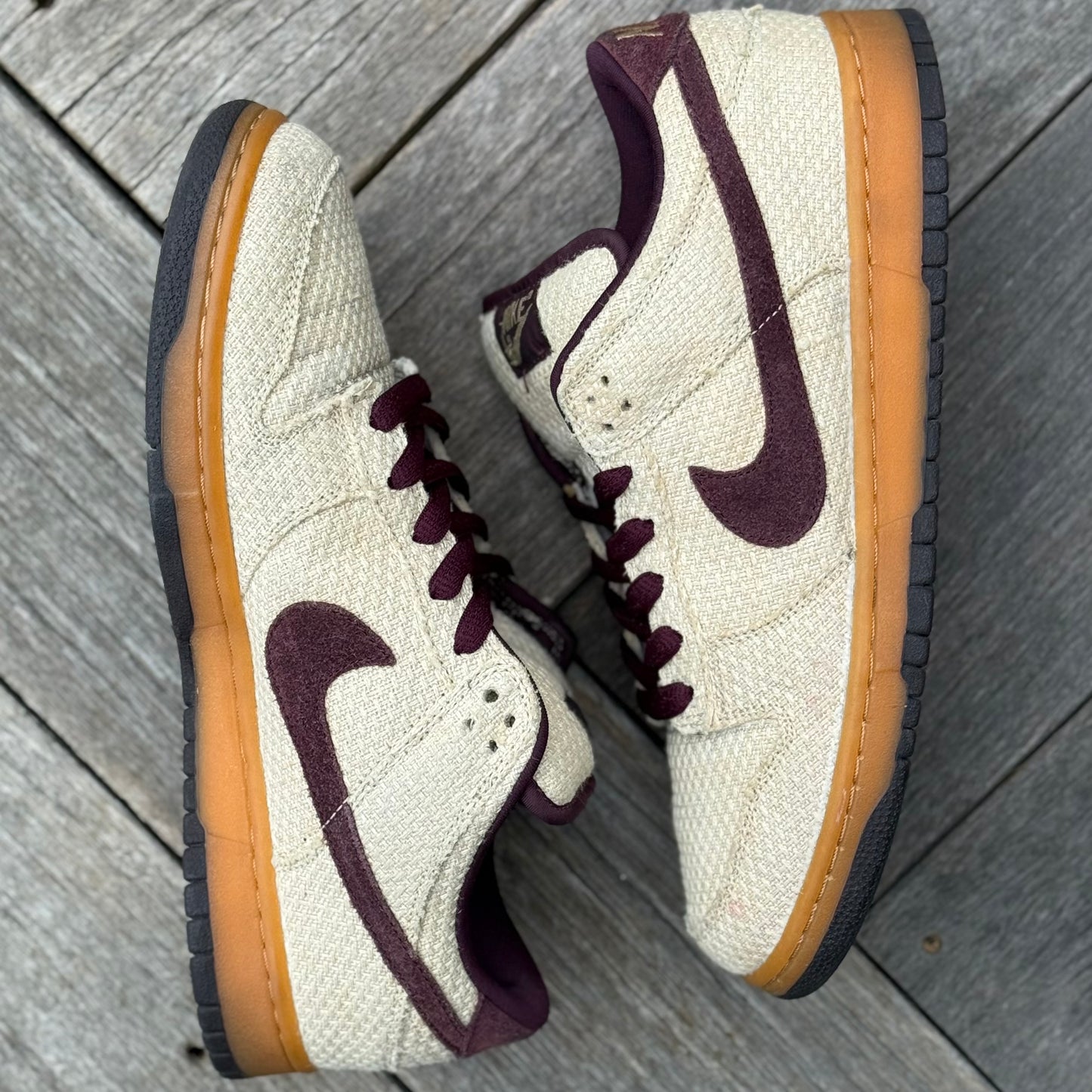 Nike SB Dunk Low Red Hemp Size 10