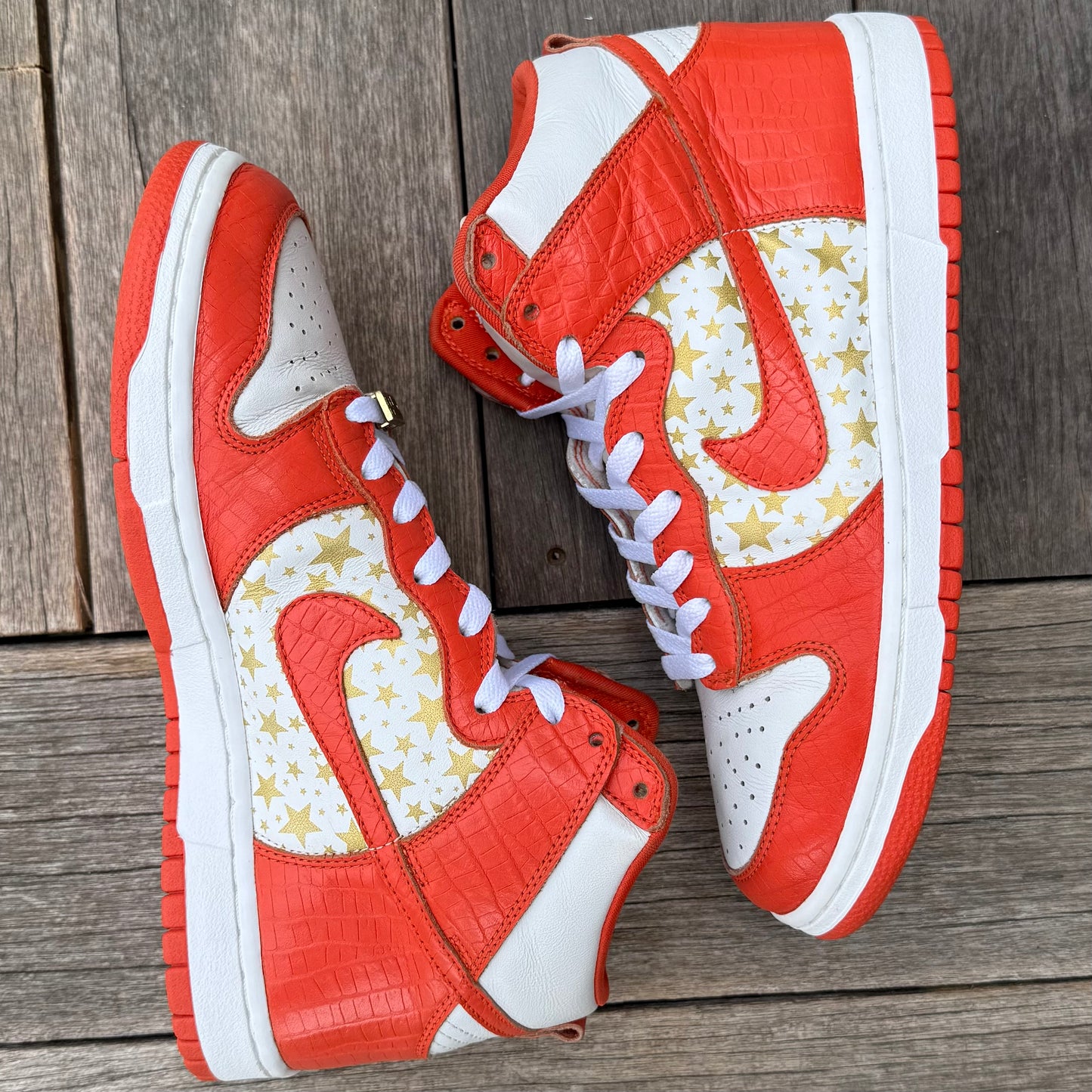 Nike SB Dunk High Orange Supreme Size 9