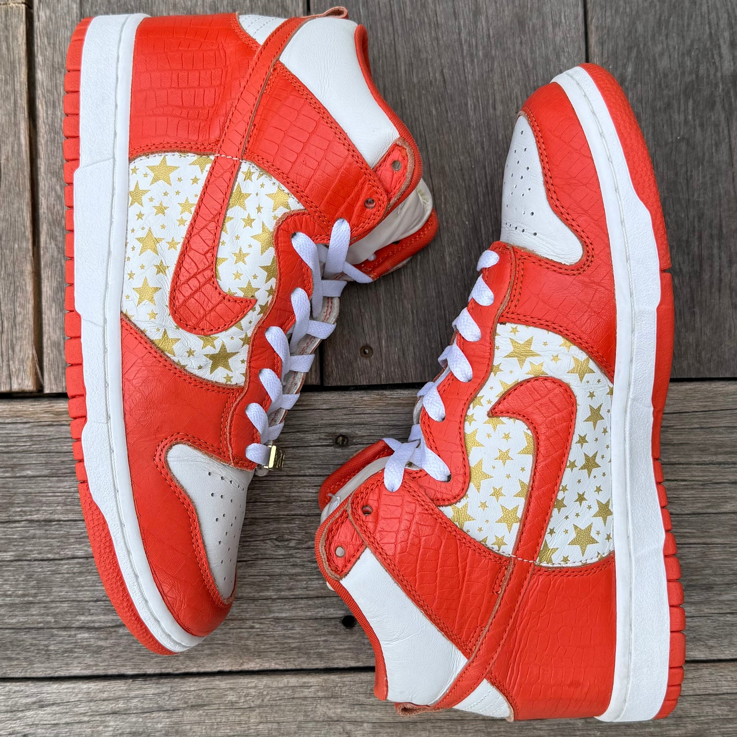 Nike SB Dunk High Orange Supreme Size 9