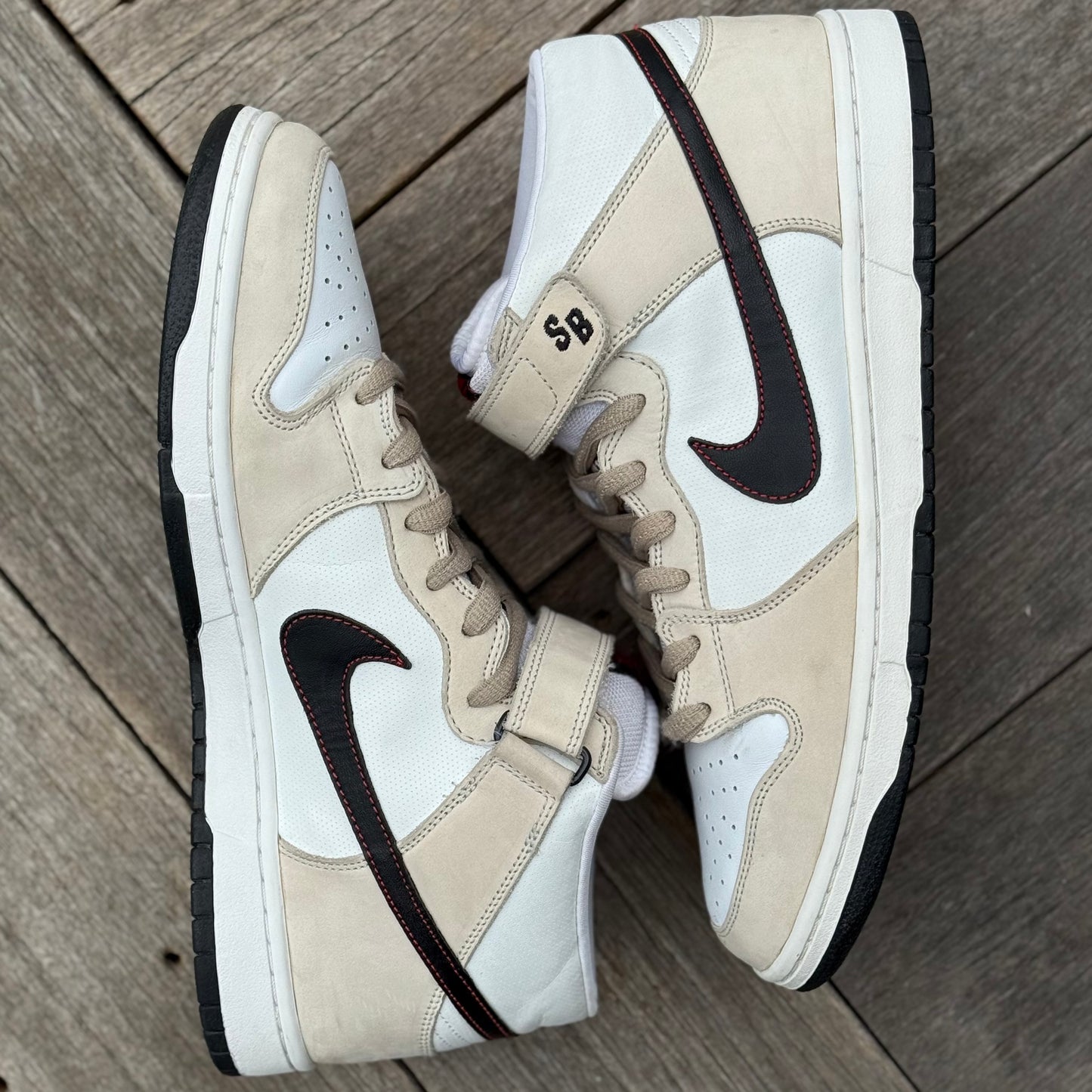 Nike SB Dunk Mid Light Bone Size 13