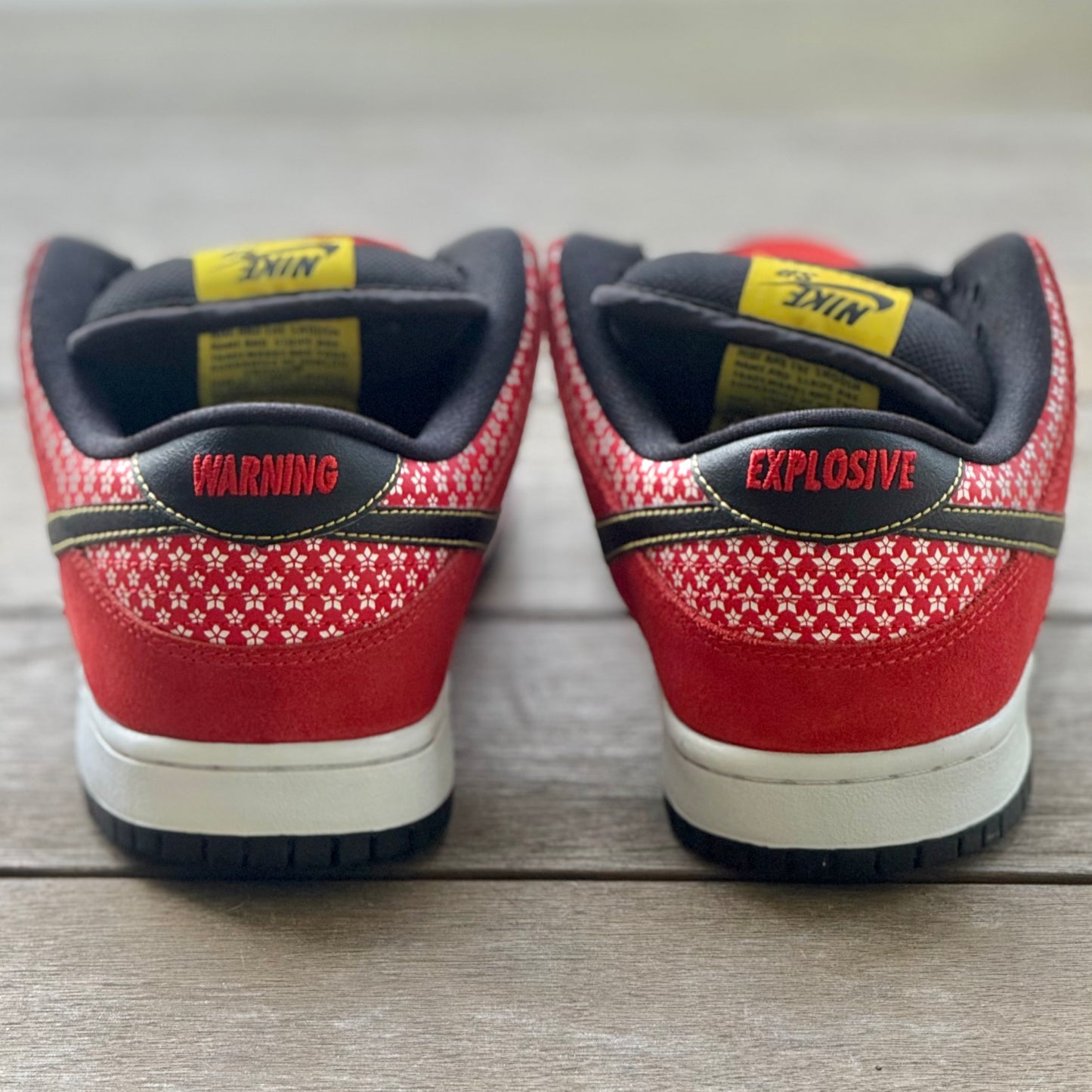Nike SB Dunk Low Red Firecracker Size 8.5