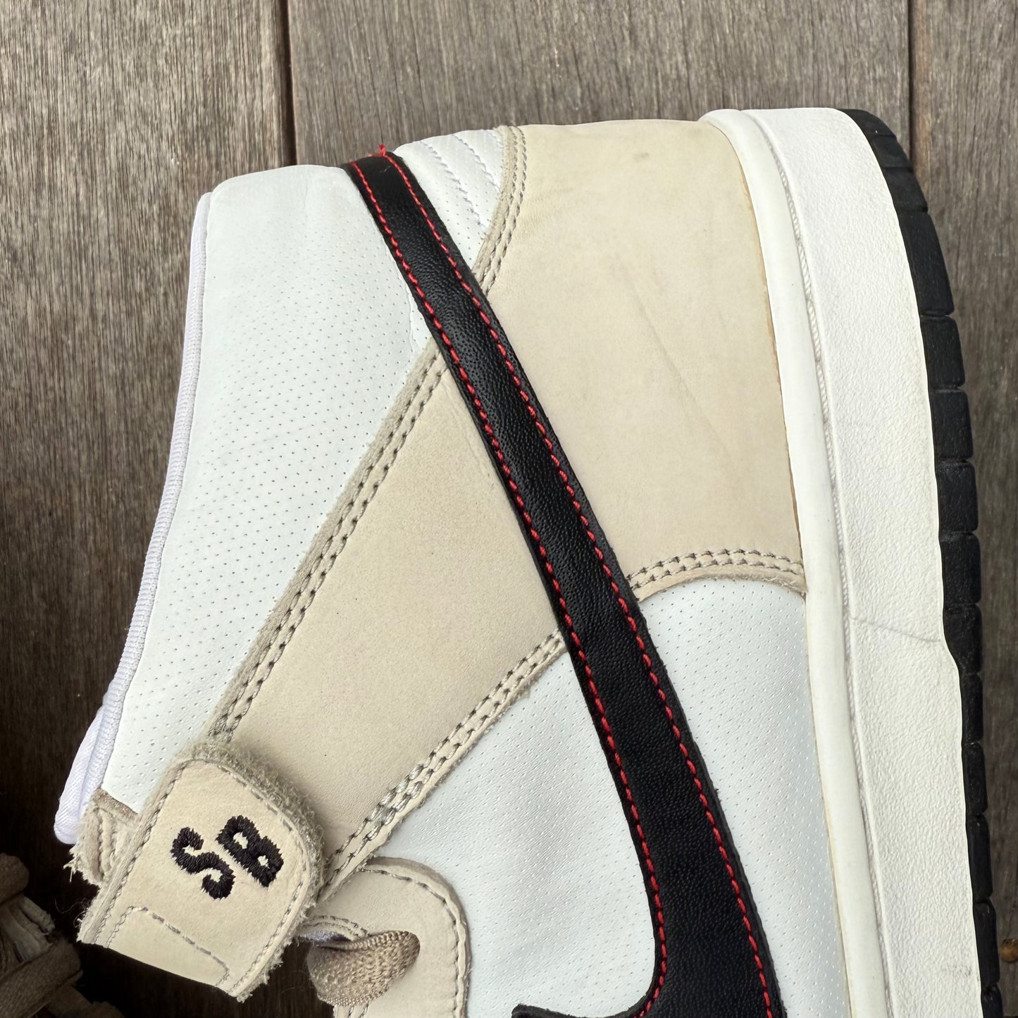 Nike SB Dunk Mid Light Bone Size 13