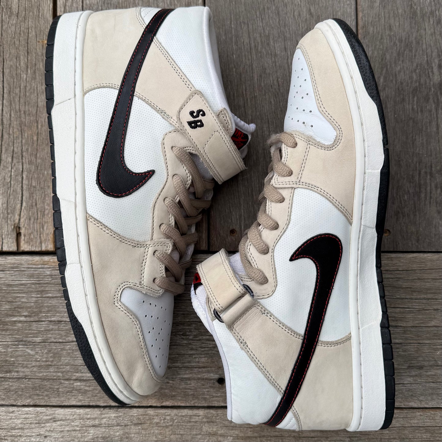 Nike SB Dunk Mid Light Bone Size 13