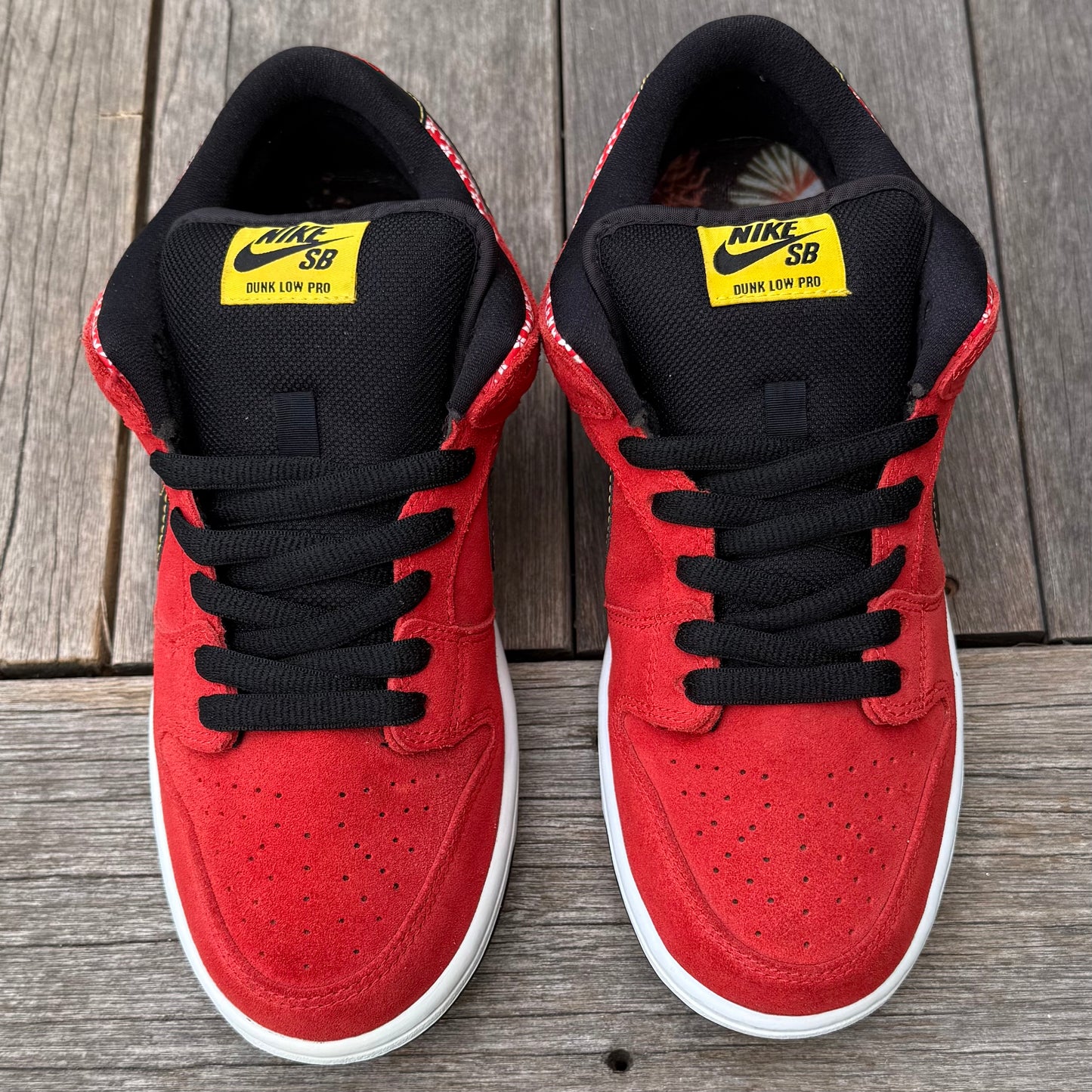 Nike SB Dunk Low Red Firecracker Size 8.5