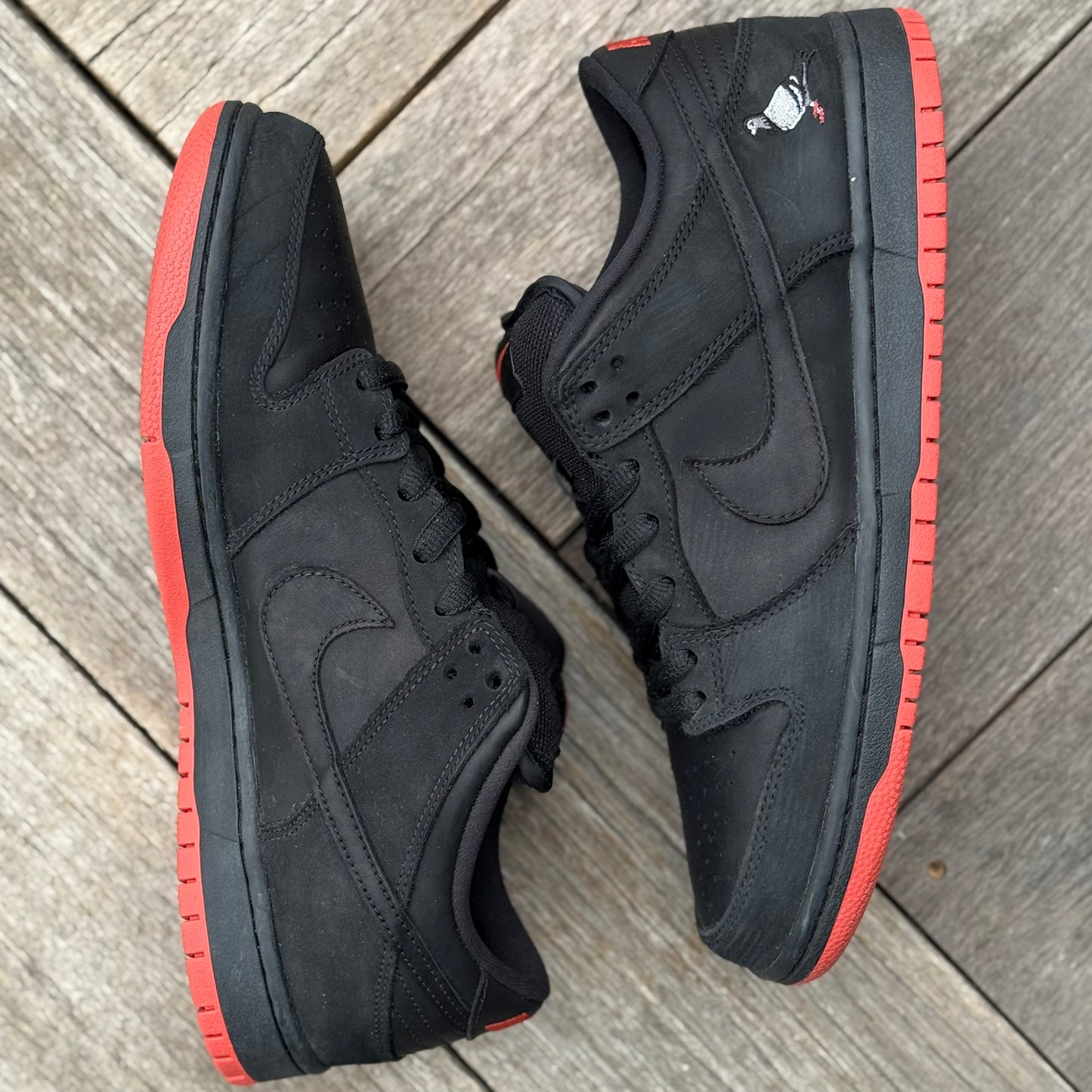 Nike SB Dunk Low Black Pigeon Size 10.5