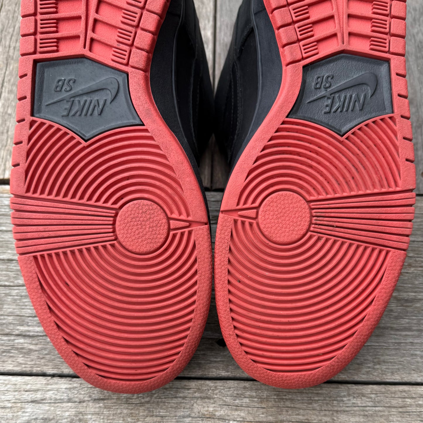 Nike SB Dunk Low Black Pigeon Size 10.5