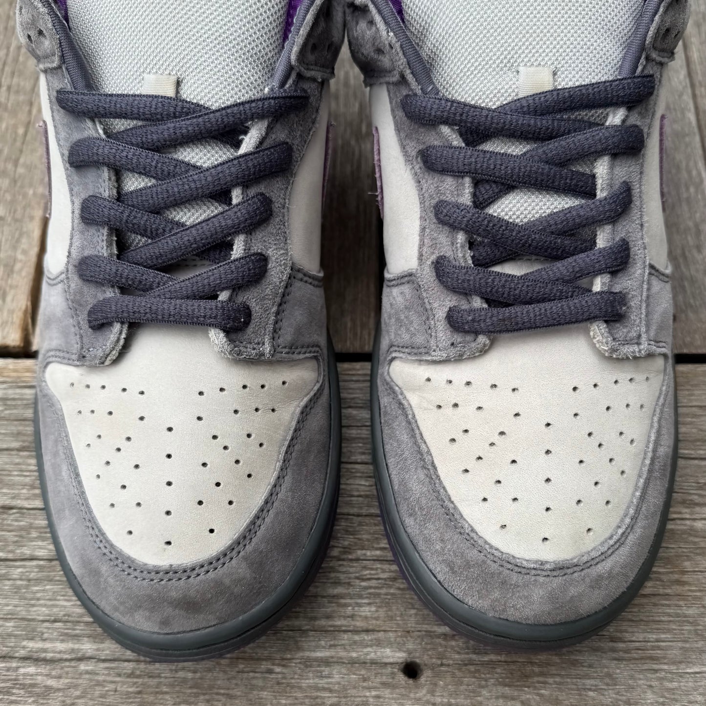 Nike SB Dunk Low Purple Pigeon  Size 11.5