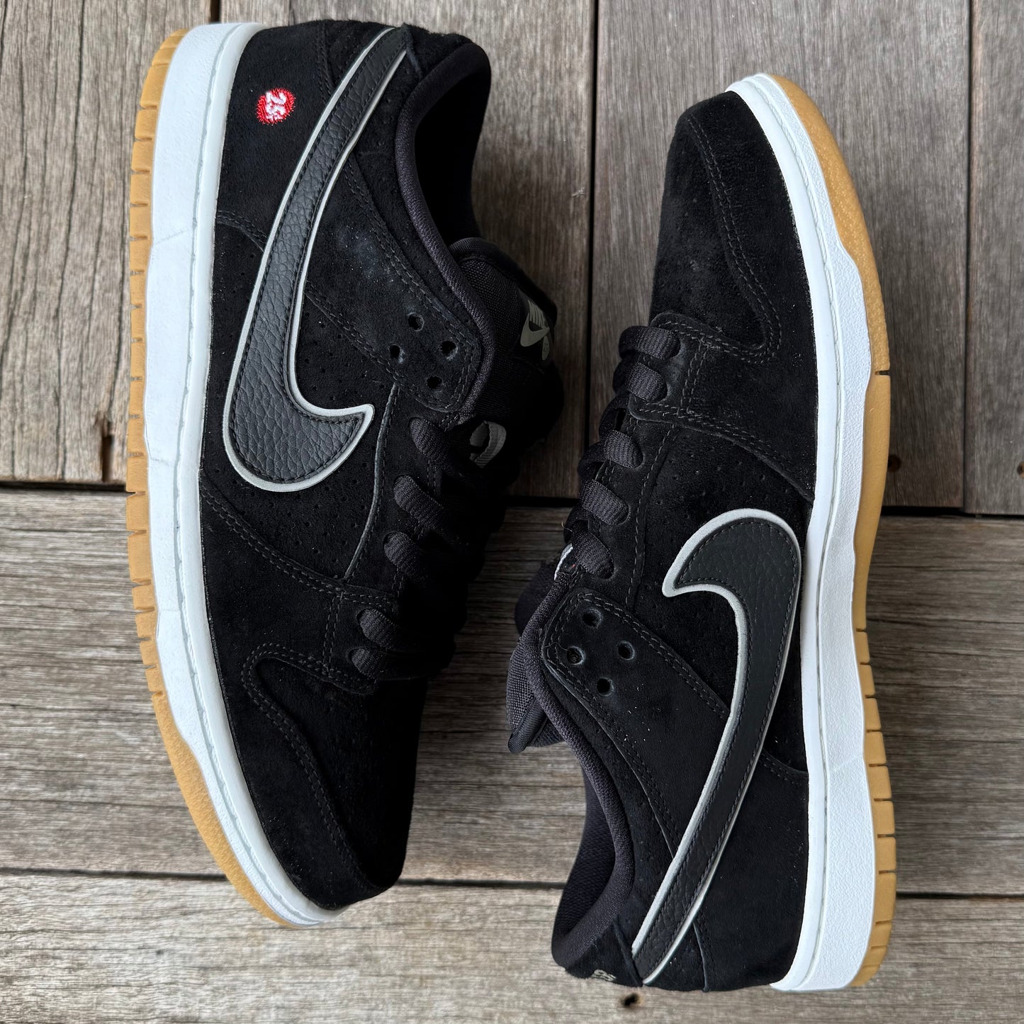 Nike SB Dunk Low QuarterSnacks Size 9.5