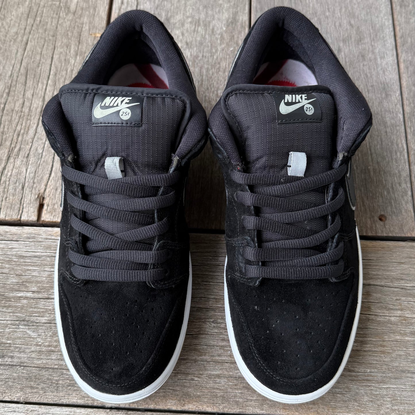 Nike SB Dunk Low QuarterSnacks Size 9.5