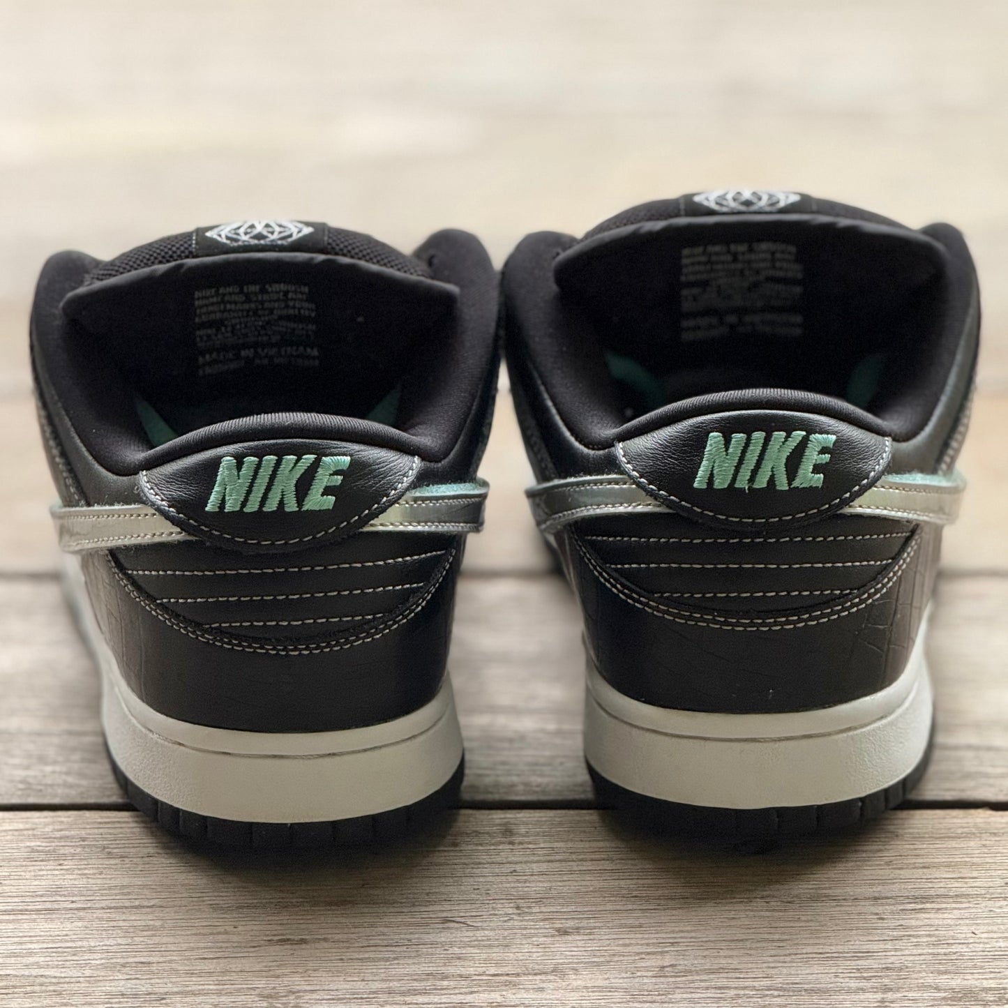 Nike SB Dunk Low Black Diamond Size 10