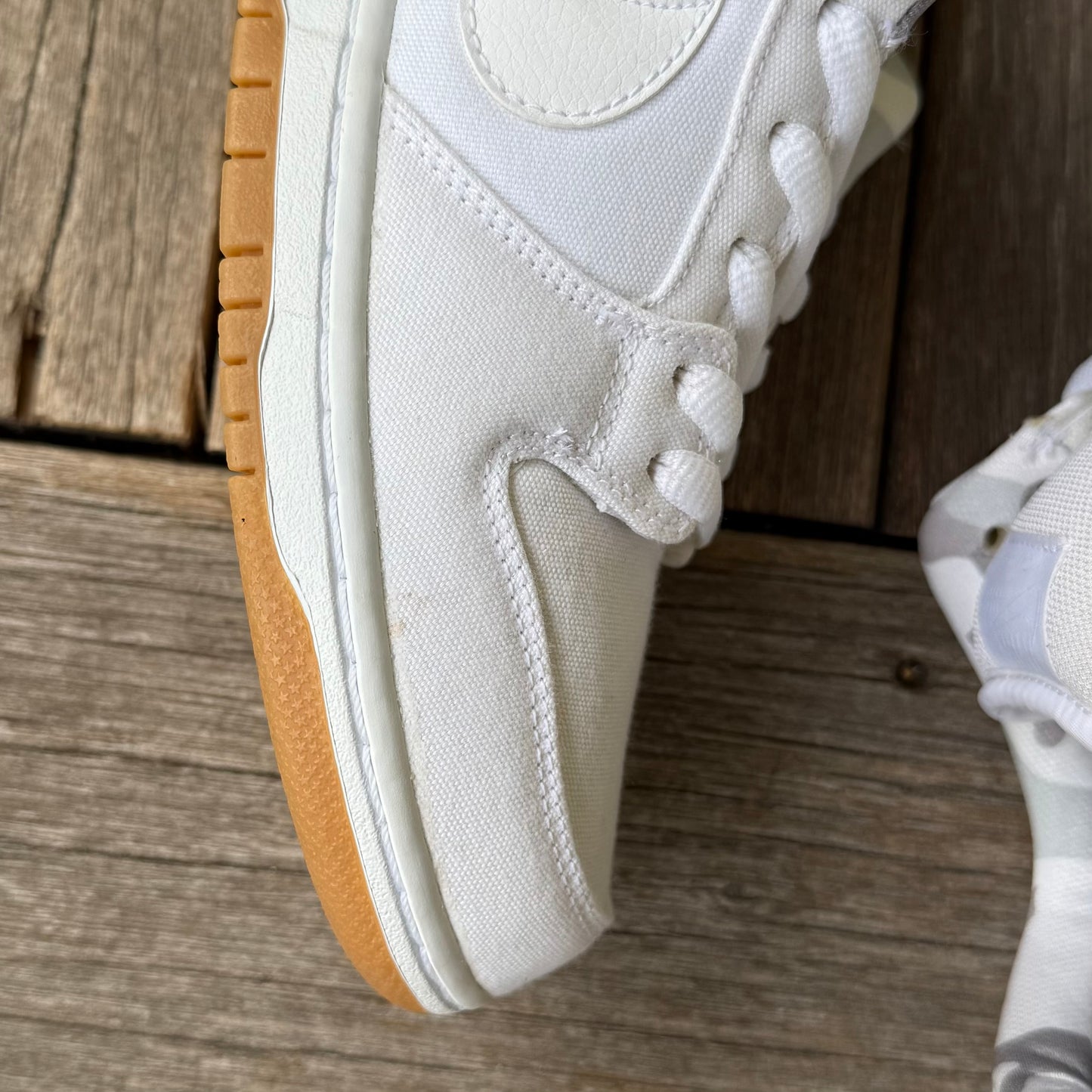 Nike SB Dunk Low Tokyo (Retro) Size 9.5